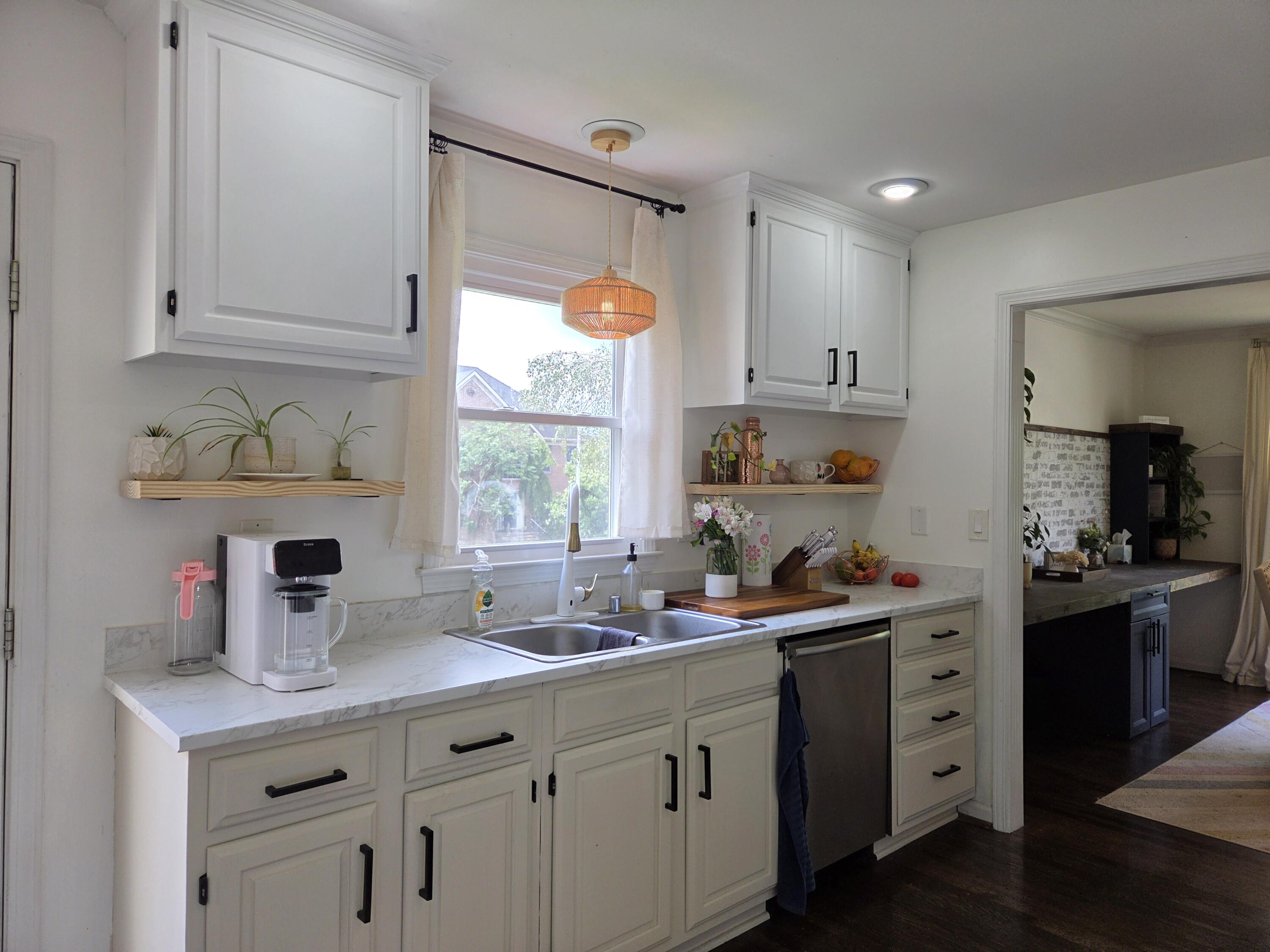 888 Cypress Point Way Property Photo 14