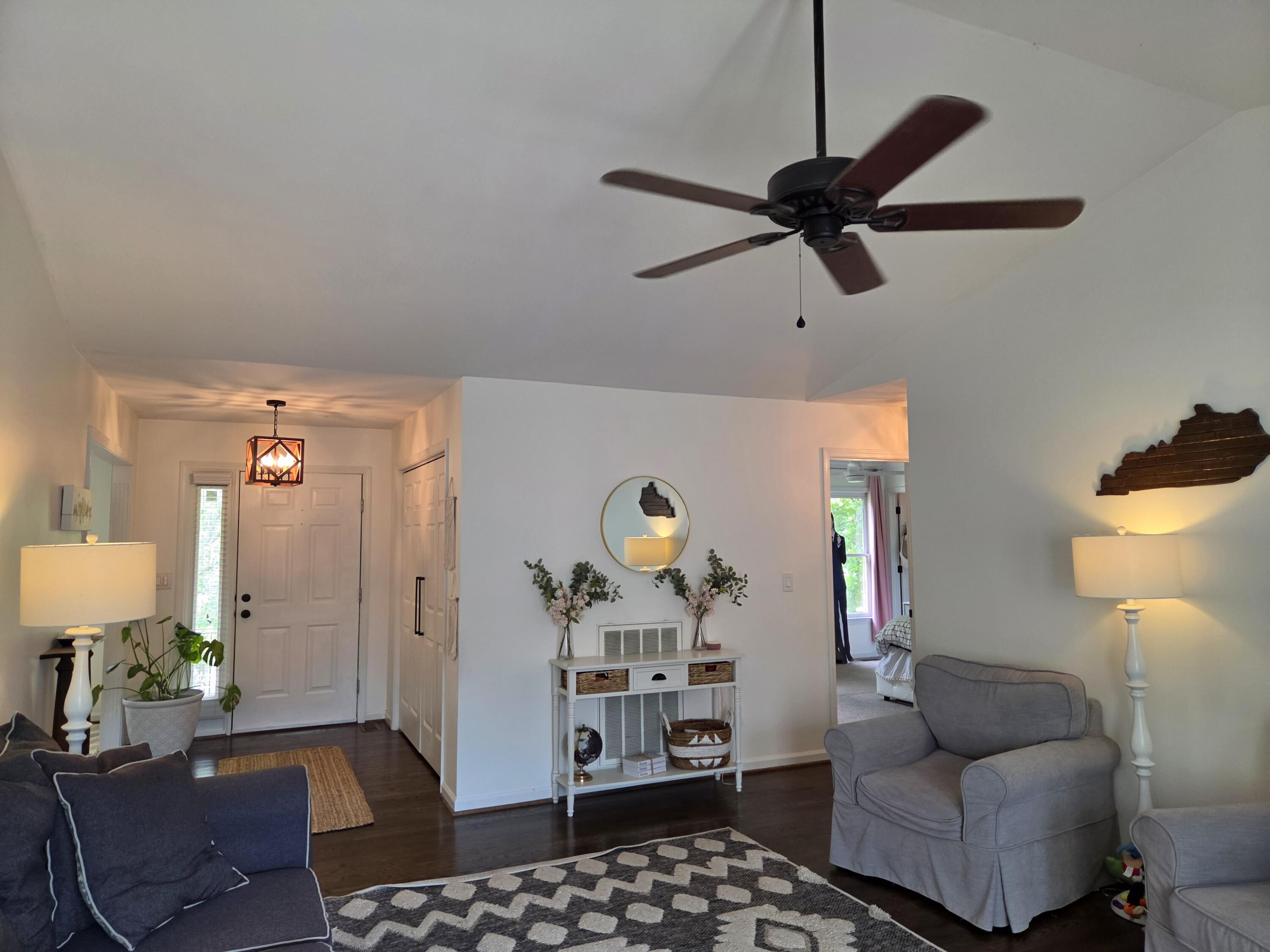 888 Cypress Point Way Property Photo 21