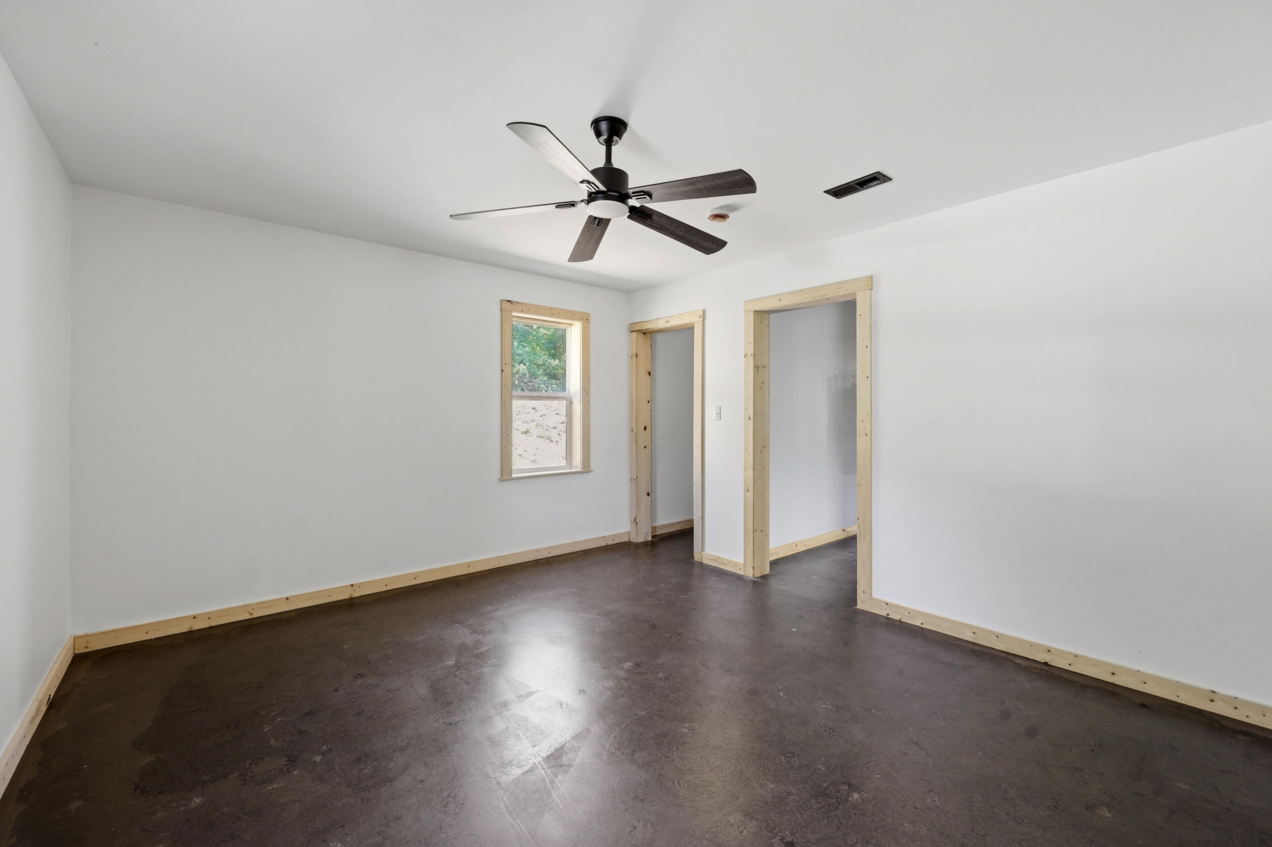 1846 Cream Ridge Road Property Photo 20
