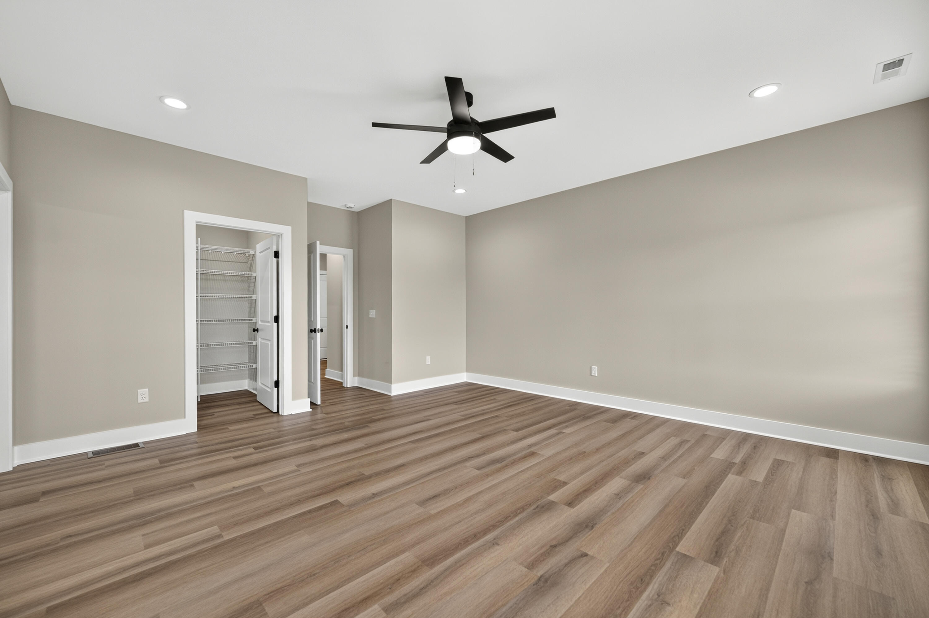108 Cabela Drive Property Photo 15