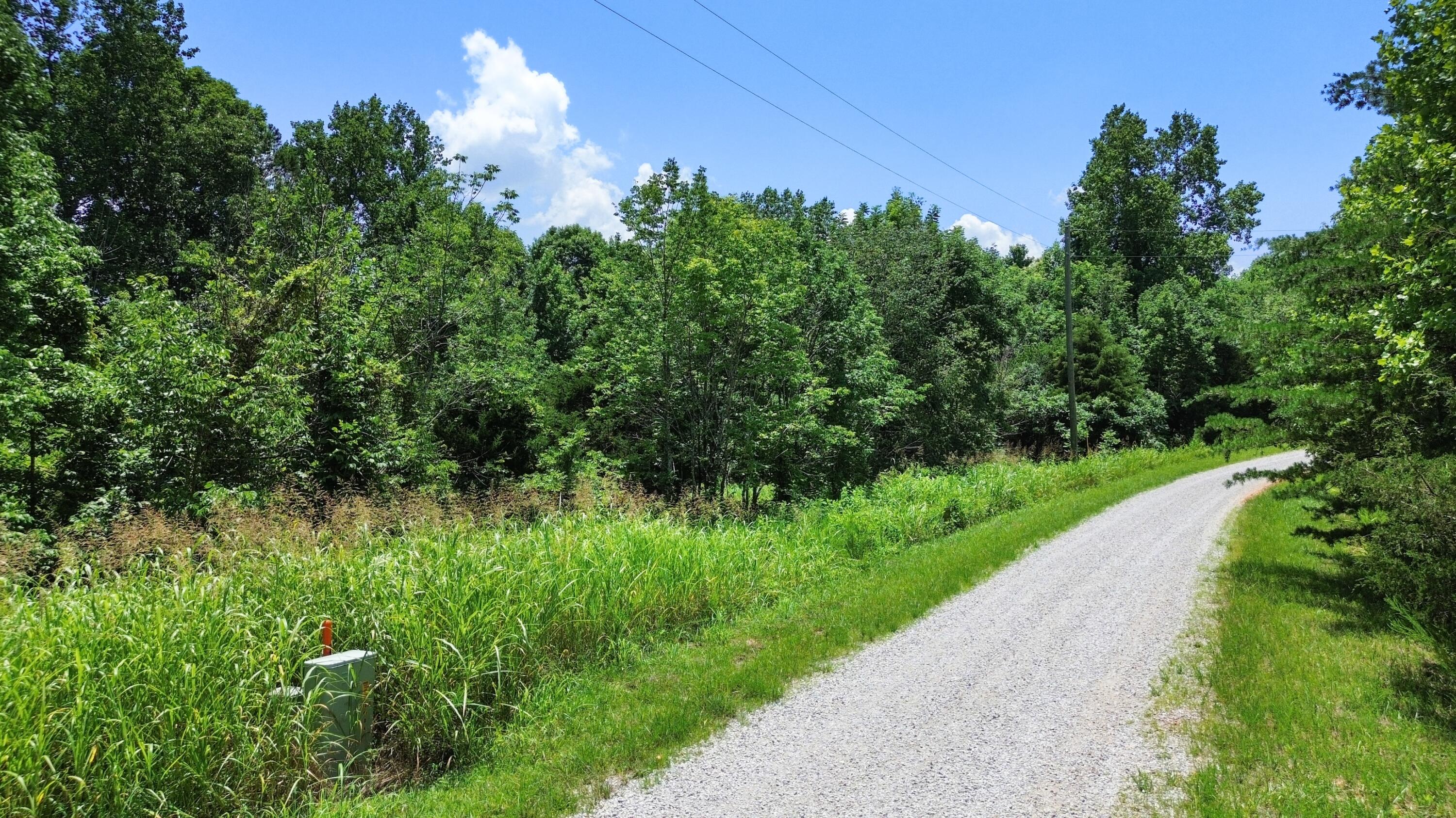 110 Kelly Circle Property Photo 3