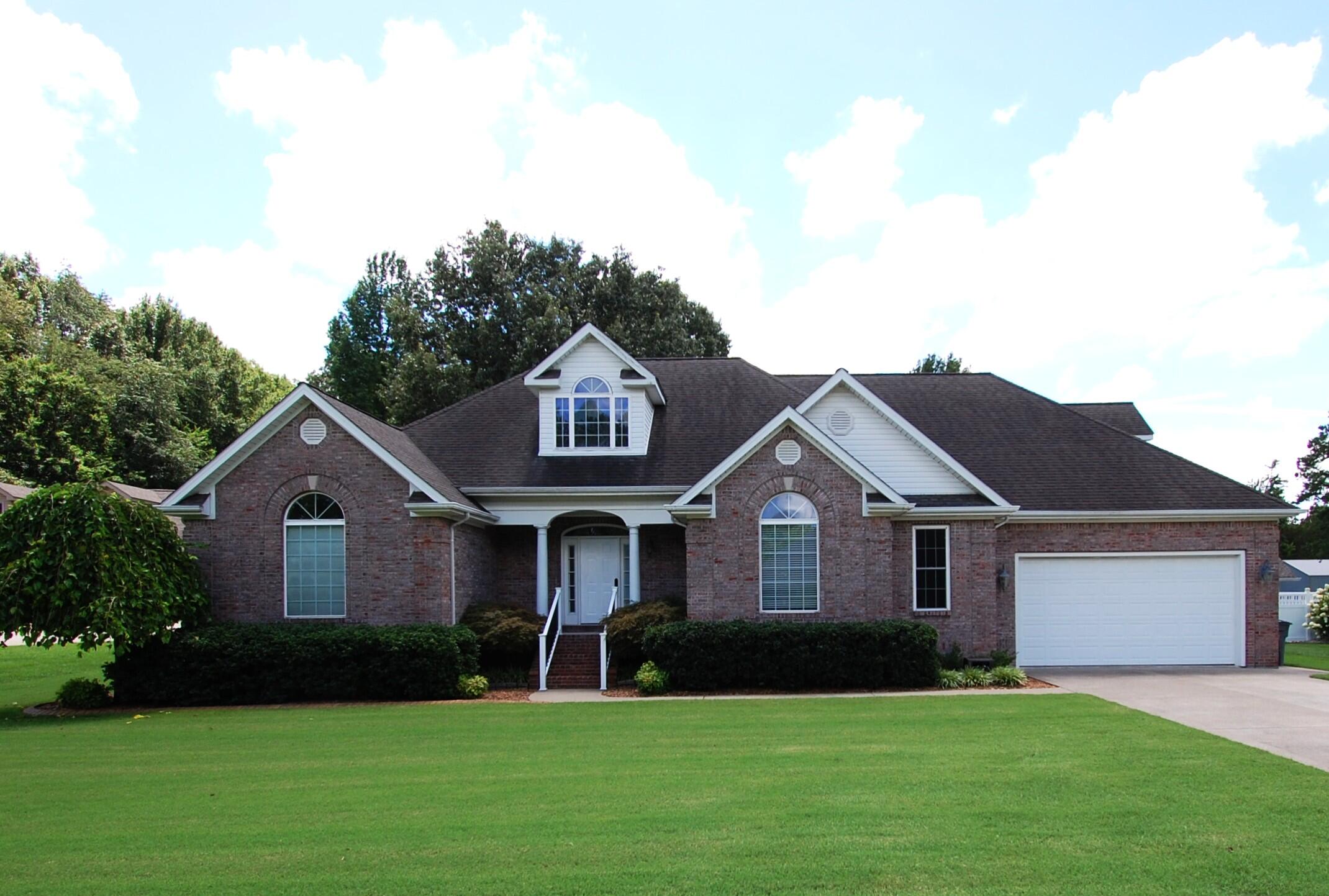 4 White Pine Place Property Photo 1