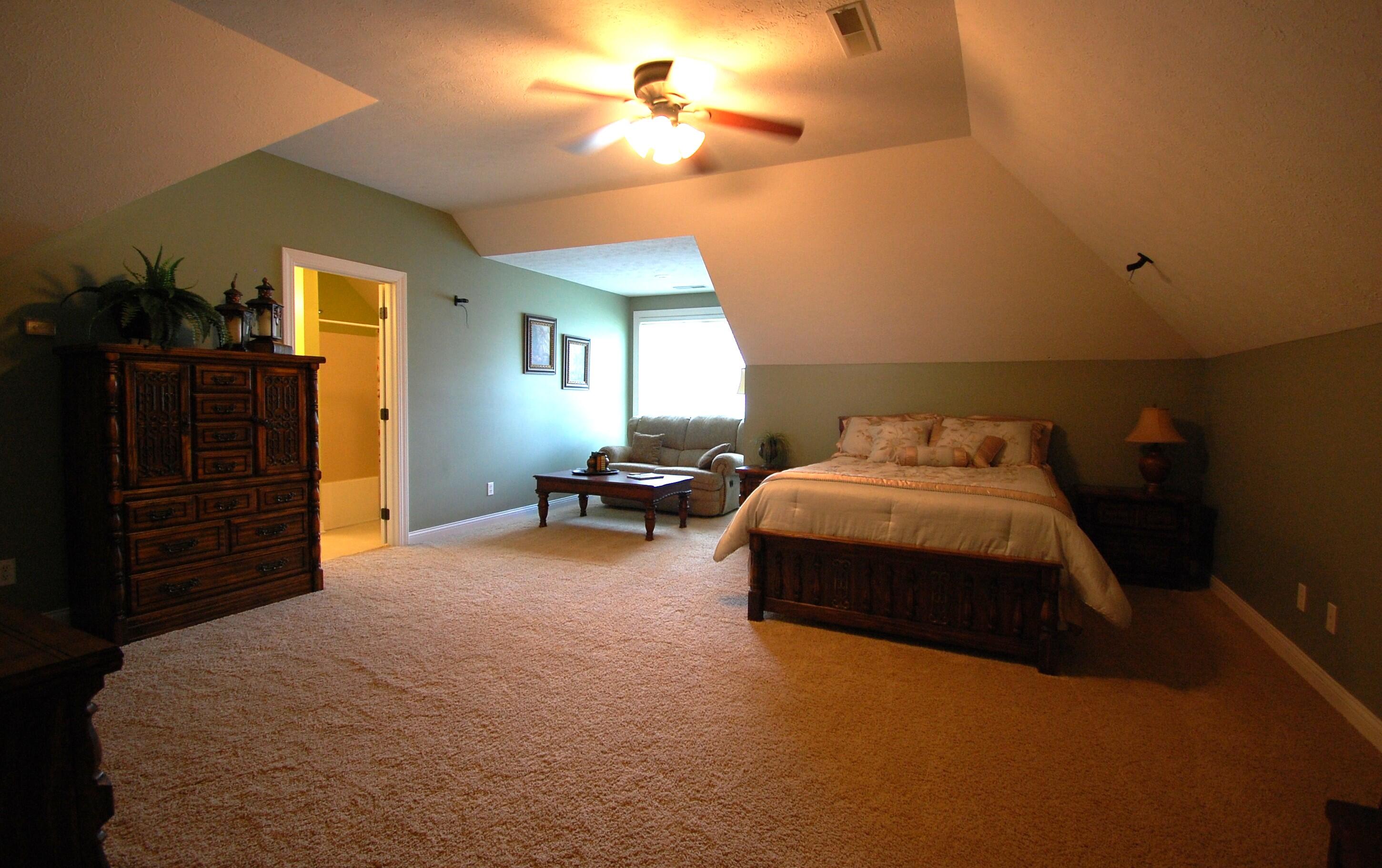4 White Pine Place Property Photo 6