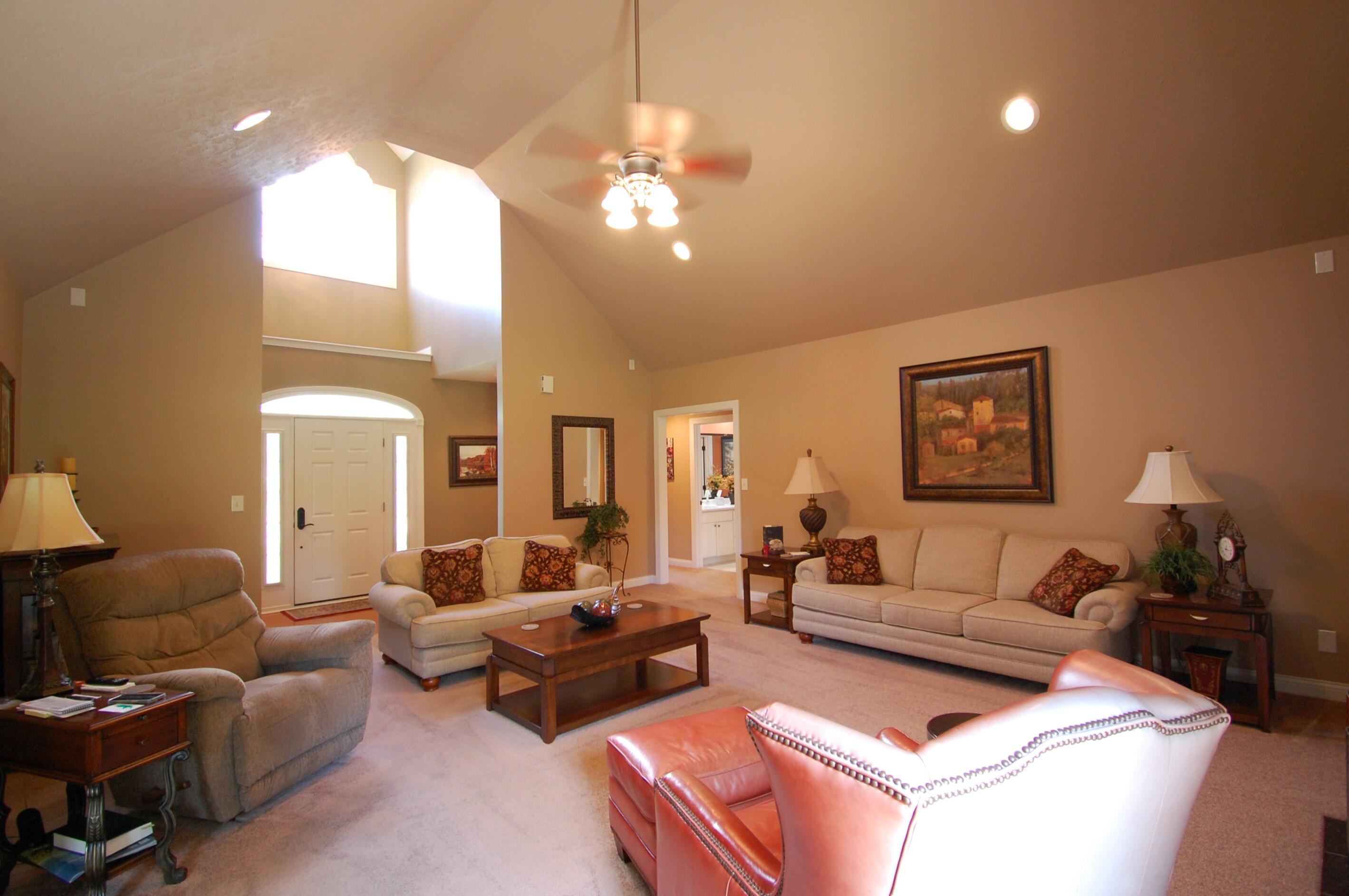 4 White Pine Place Property Photo 16