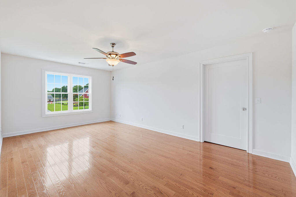 54 North Drive Property Photo 29