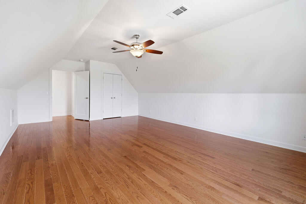 54 North Drive Property Photo 33