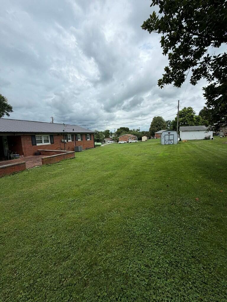 111 Highland Avenue Property Photo 31