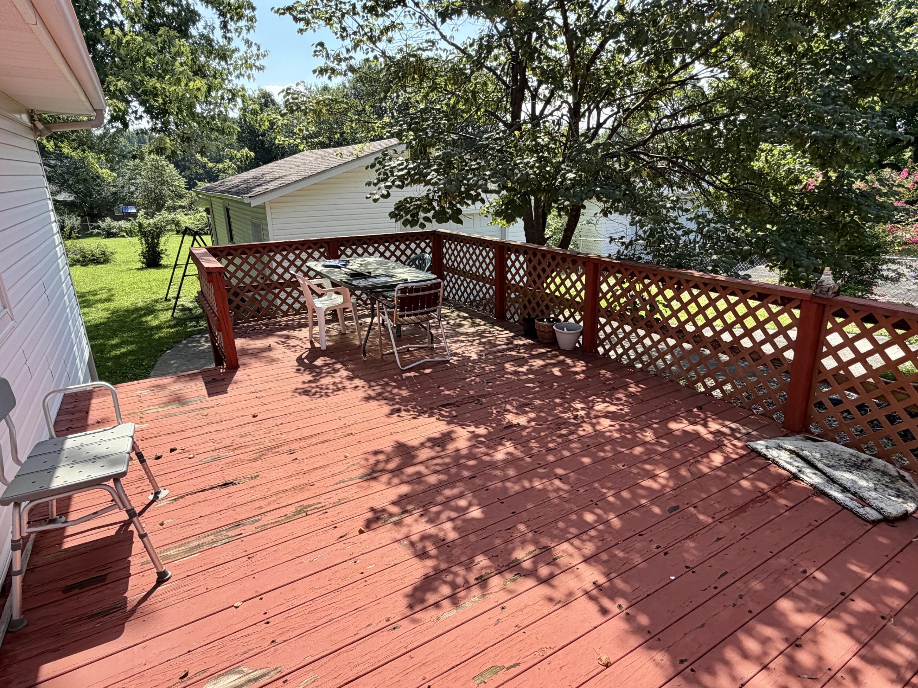 5830 Merrydale Drive Property Photo 8