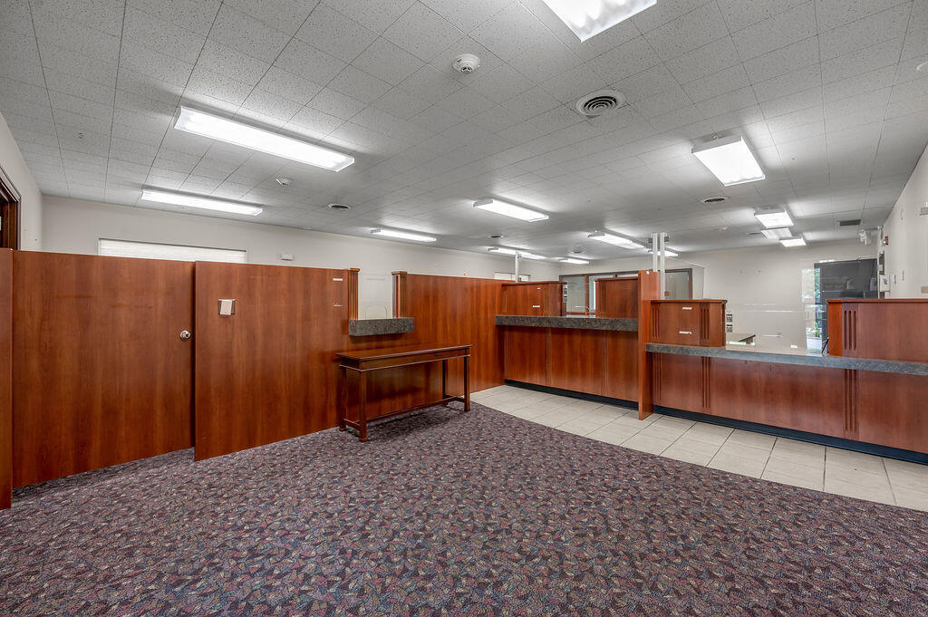 250 Crossfield Drive Property Photo 9