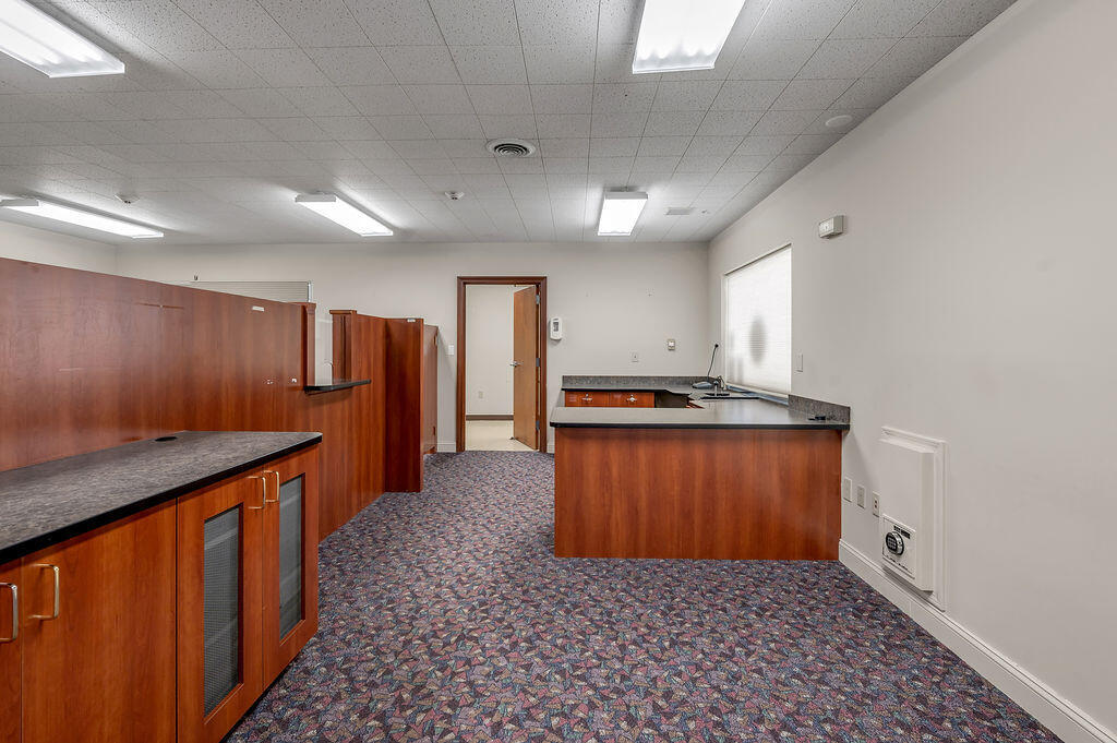 250 Crossfield Drive Property Photo 12