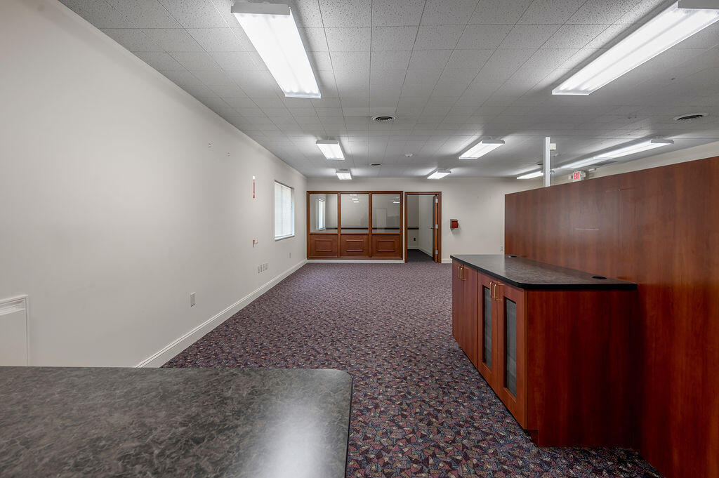 250 Crossfield Drive Property Photo 13