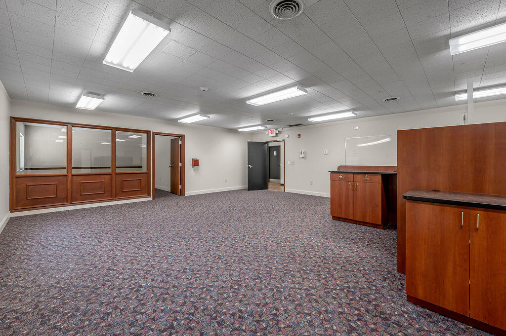 250 Crossfield Drive Property Photo 14