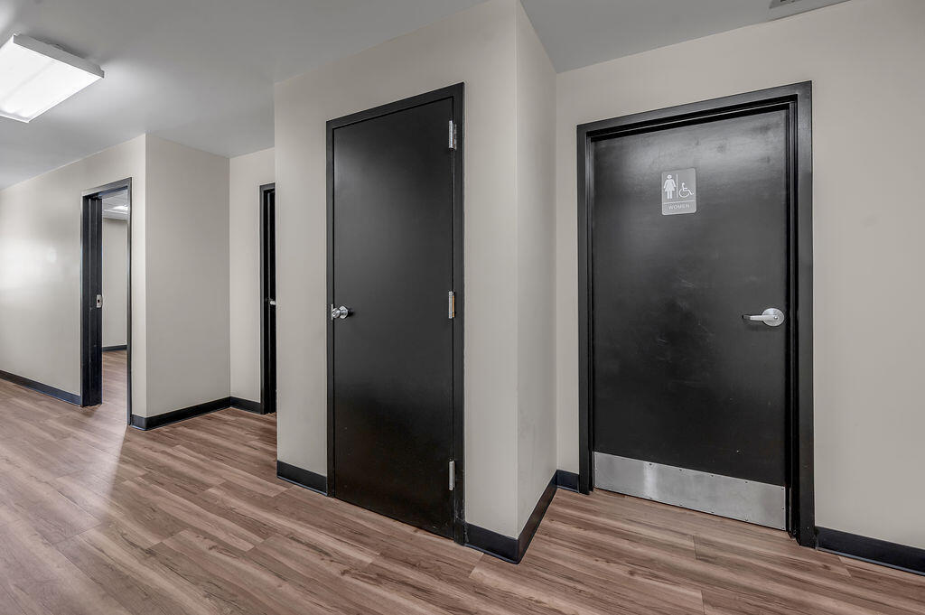 250 Crossfield Drive Property Photo 22
