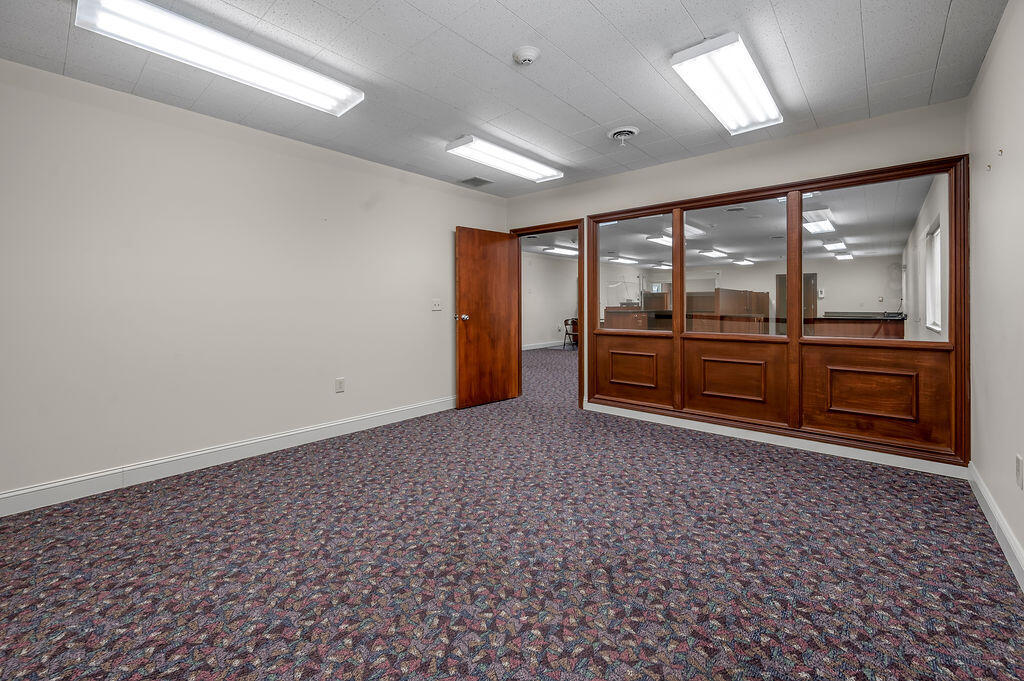 250 Crossfield Drive Property Photo 30