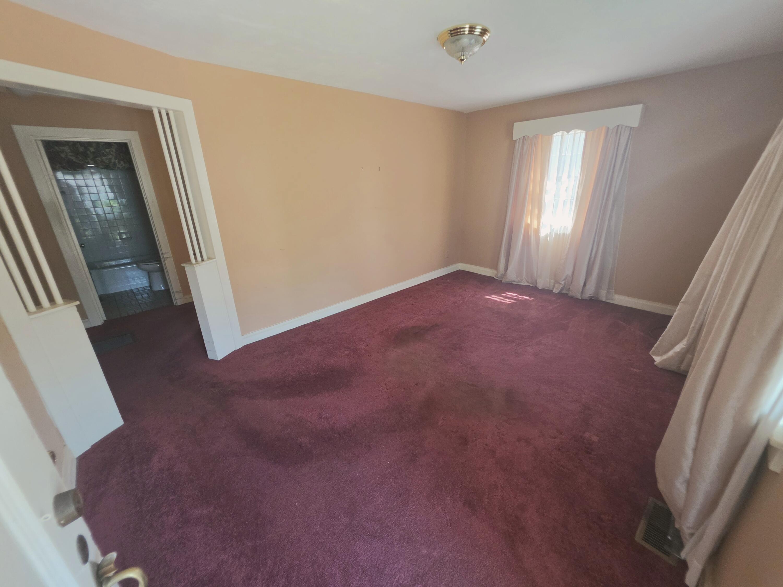 860 Darley Drive Property Photo 6