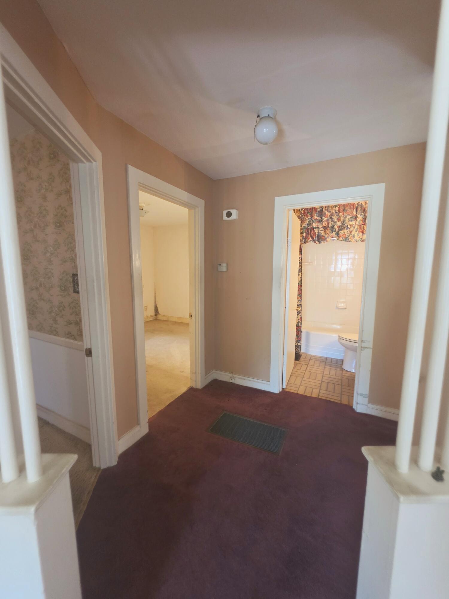 860 Darley Drive Property Photo 10
