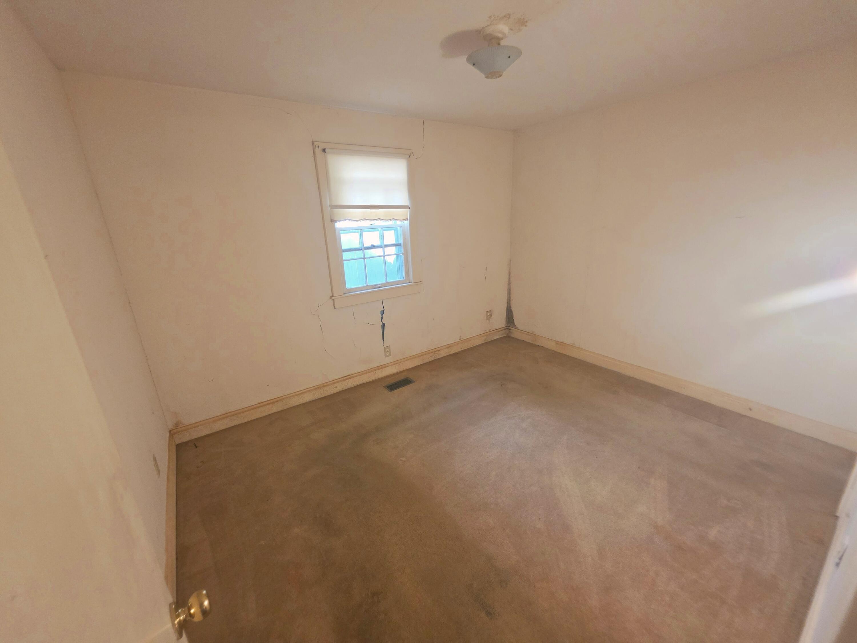 860 Darley Drive Property Photo 16