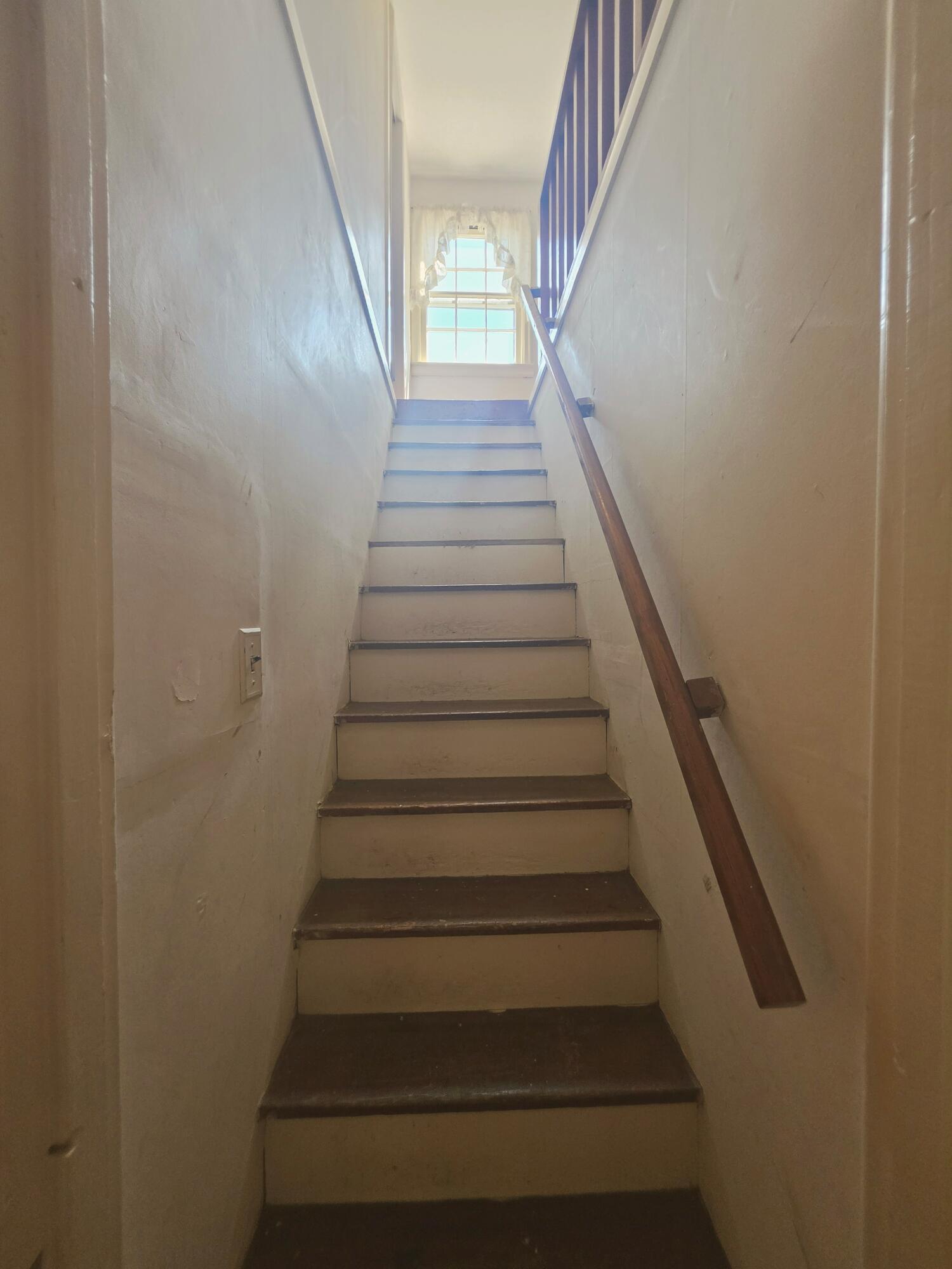 860 Darley Drive Property Photo 31