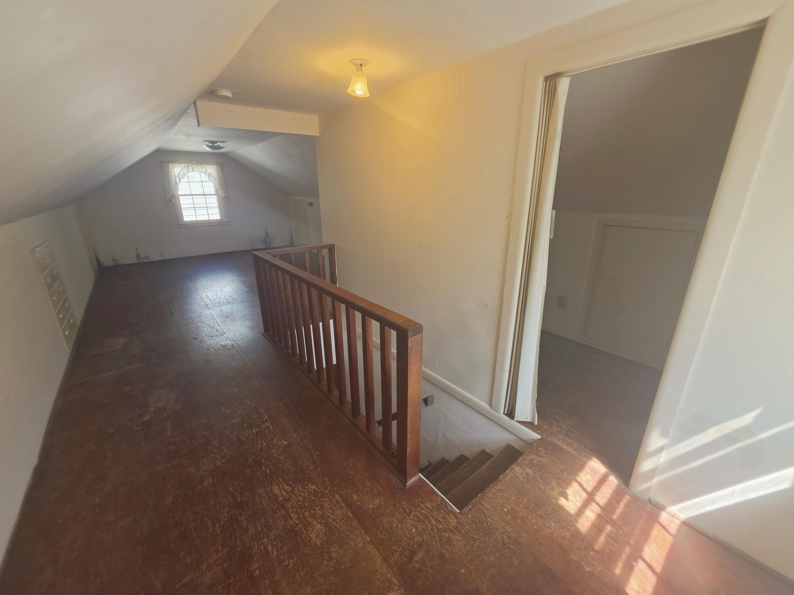 860 Darley Drive Property Photo 32