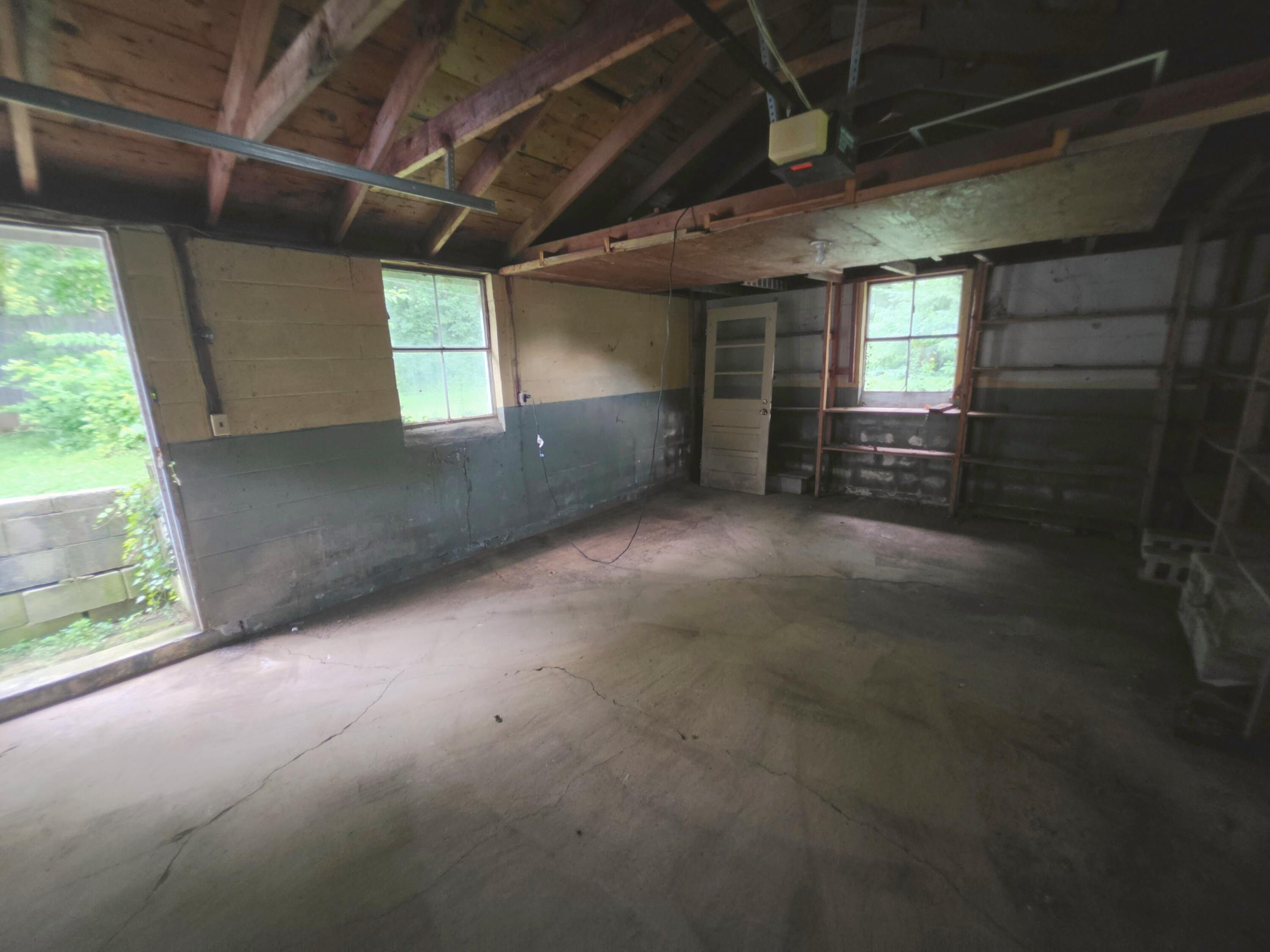 860 Darley Drive Property Photo 42