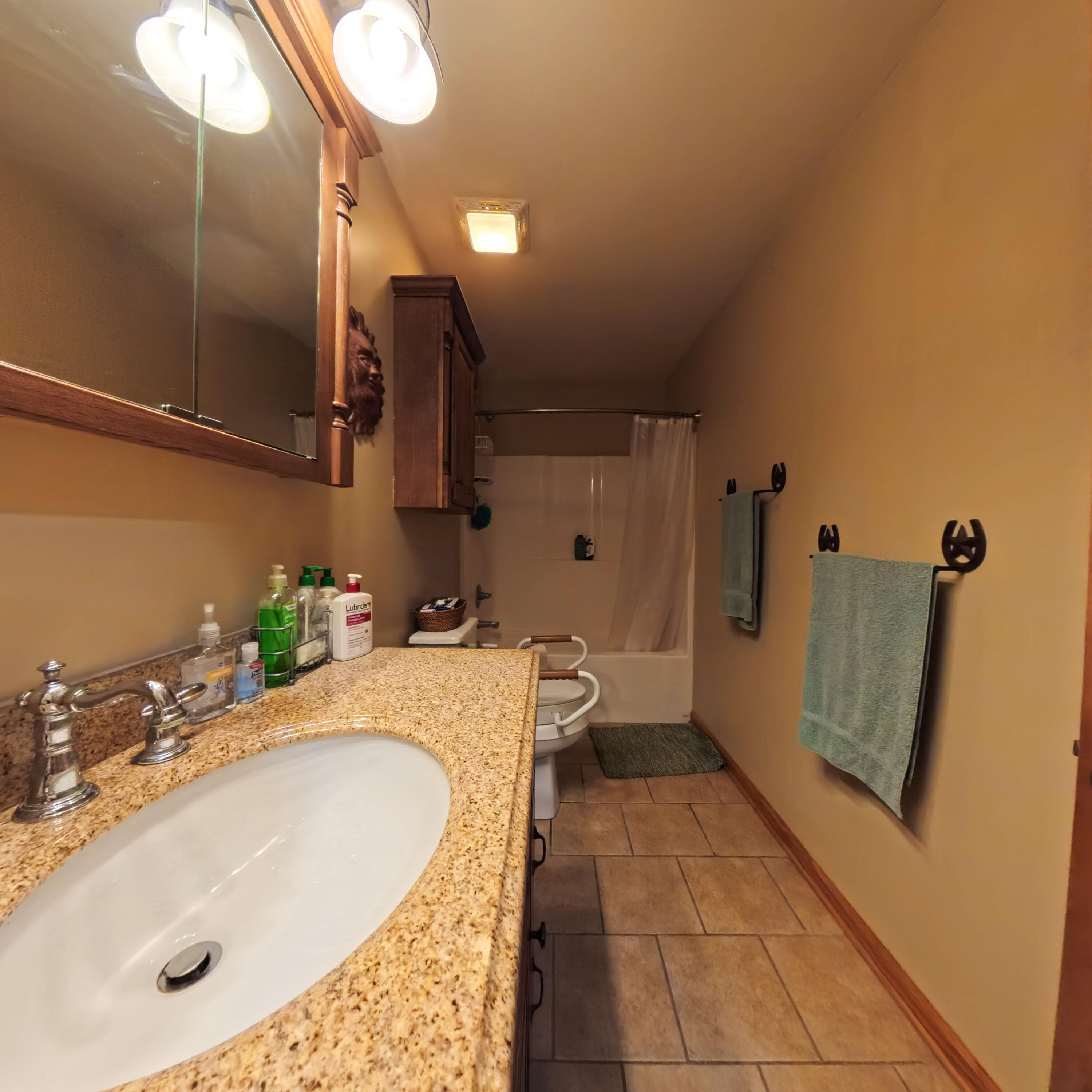 975 Red River Road Property Photo 21