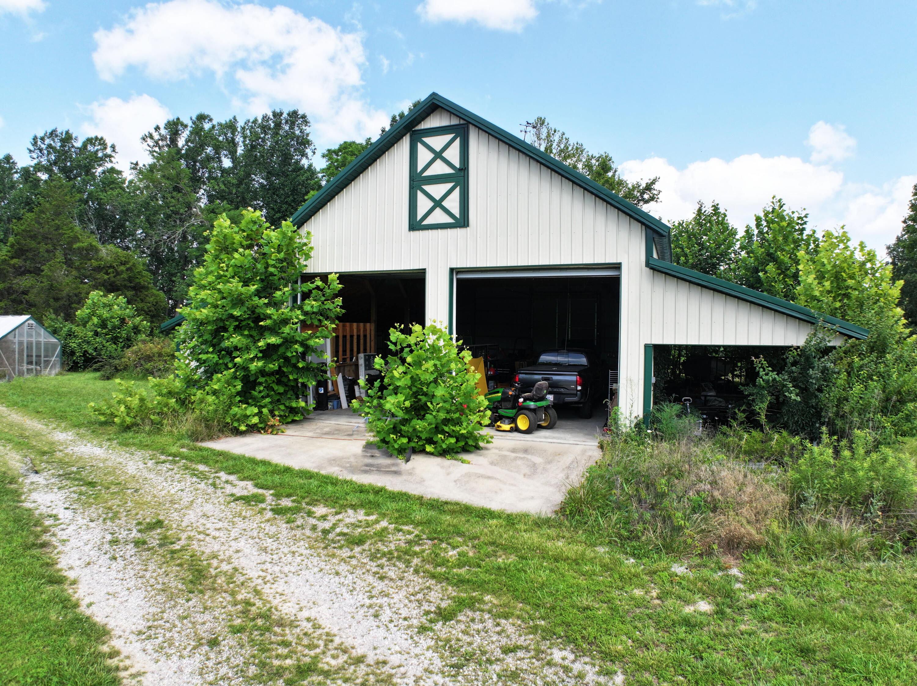 975 Red River Road Property Photo 52
