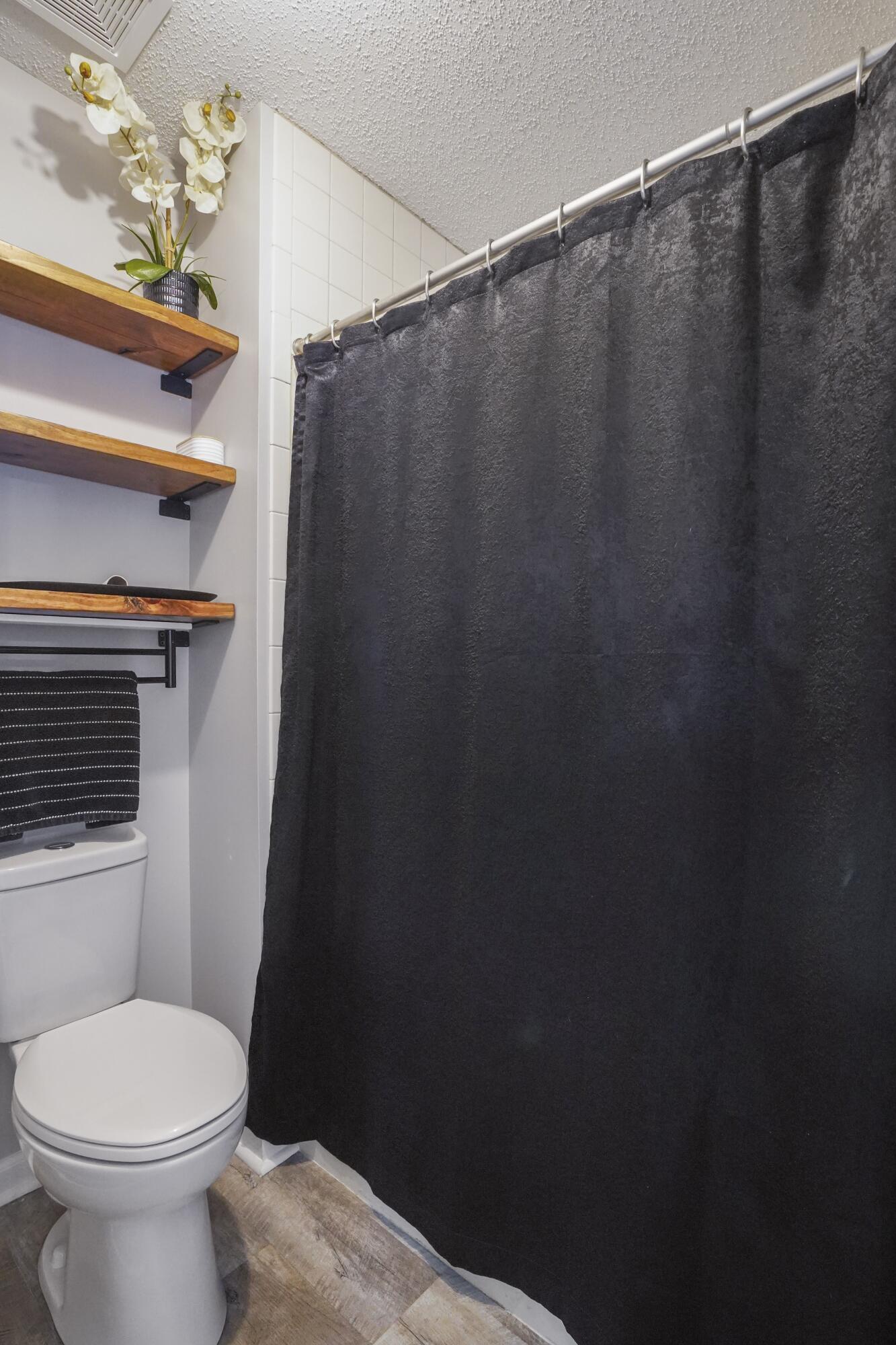 393 Summer Hill Drive Property Photo 16