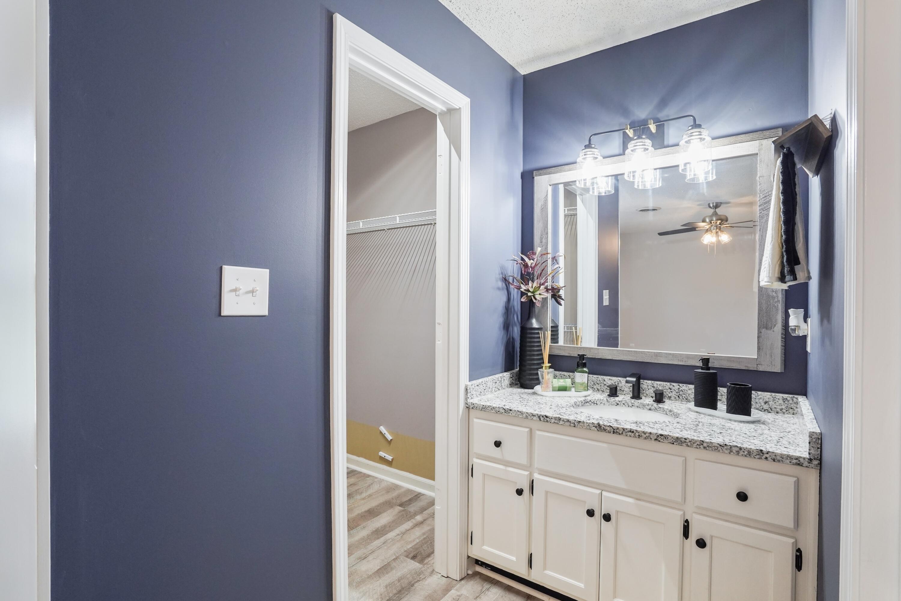 393 Summer Hill Drive Property Photo 17