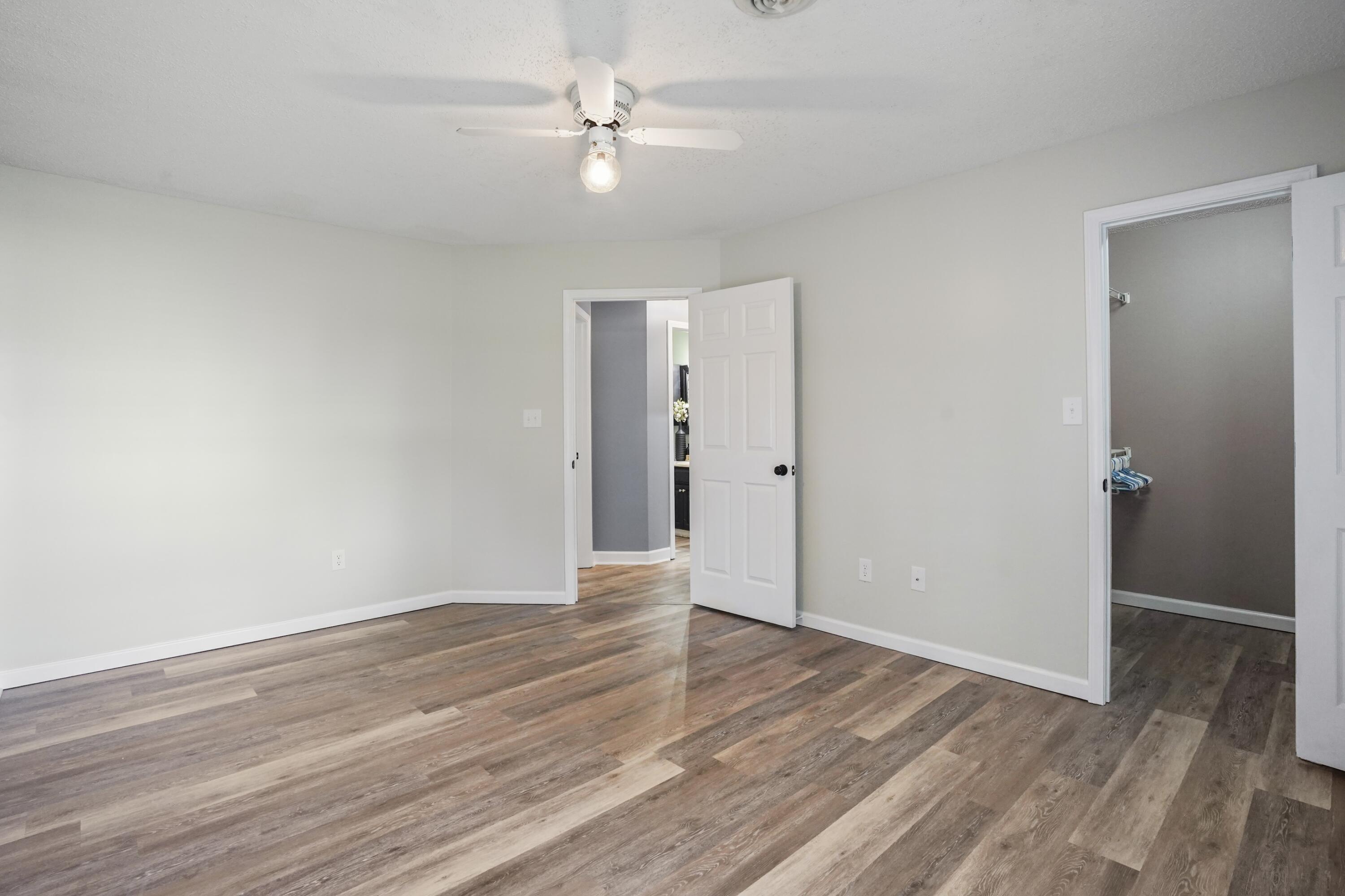 393 Summer Hill Drive Property Photo 25