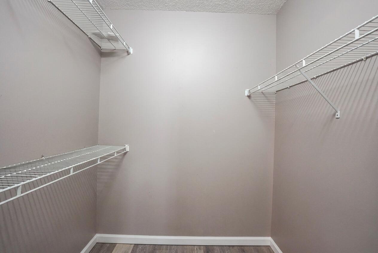 393 Summer Hill Drive Property Photo 26