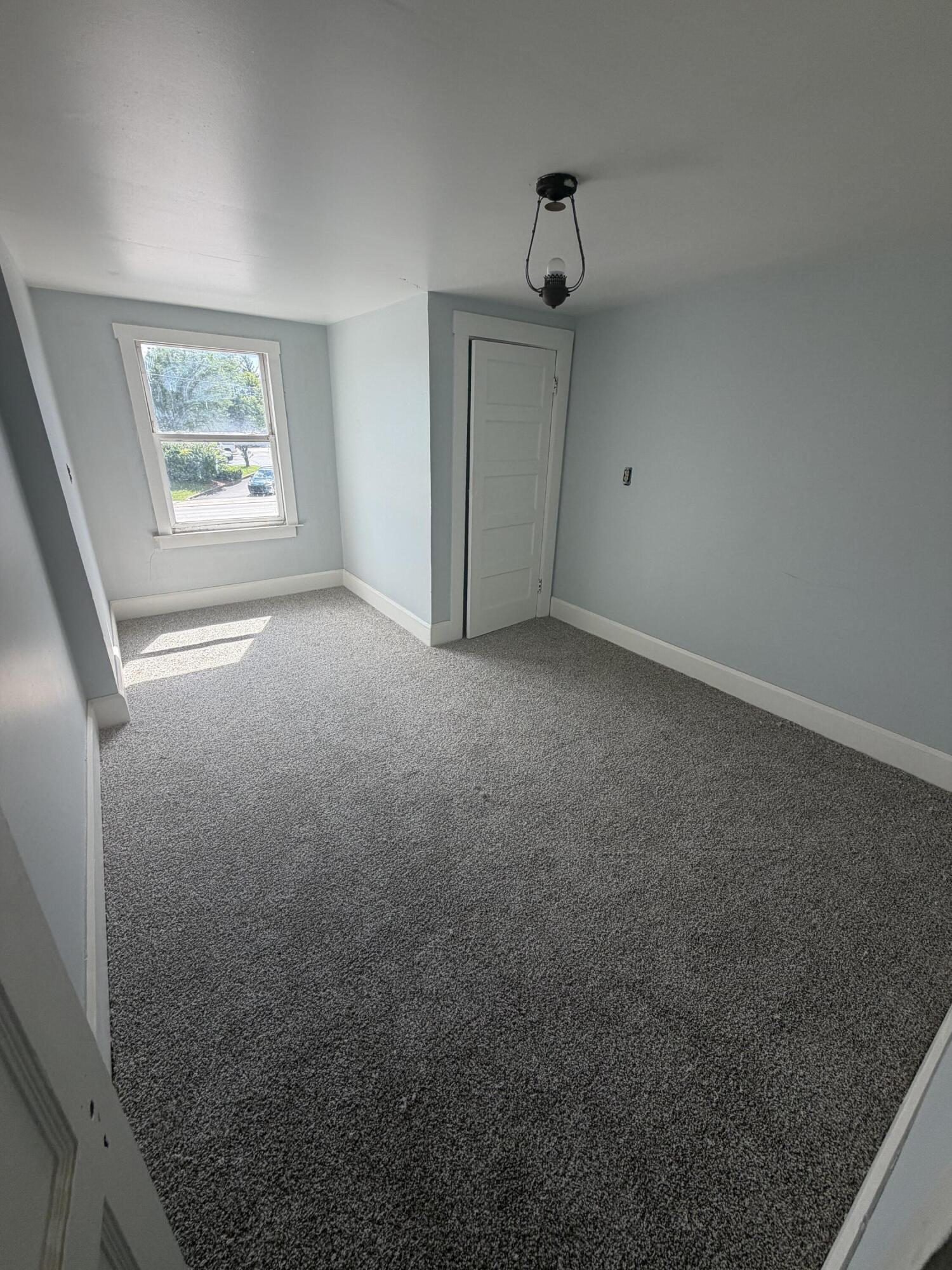 630 Versailles Road Property Photo 17