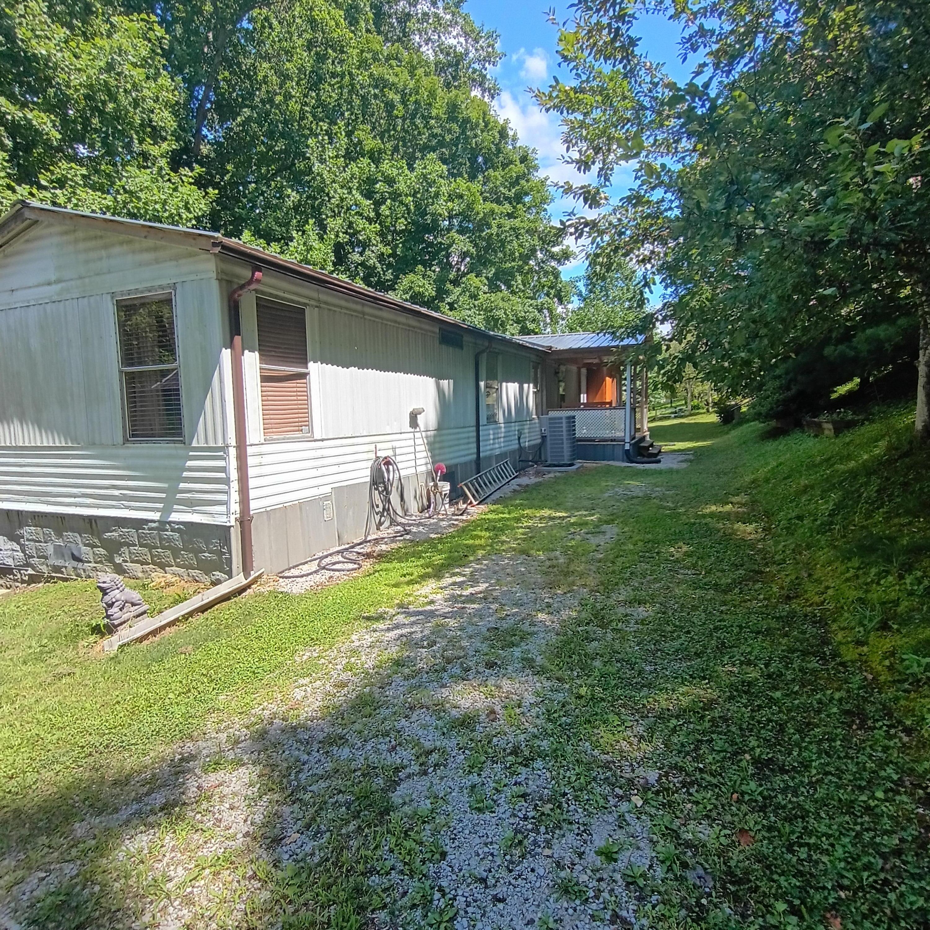 183 183 Shoemaker Ln Lane Property Photo 1