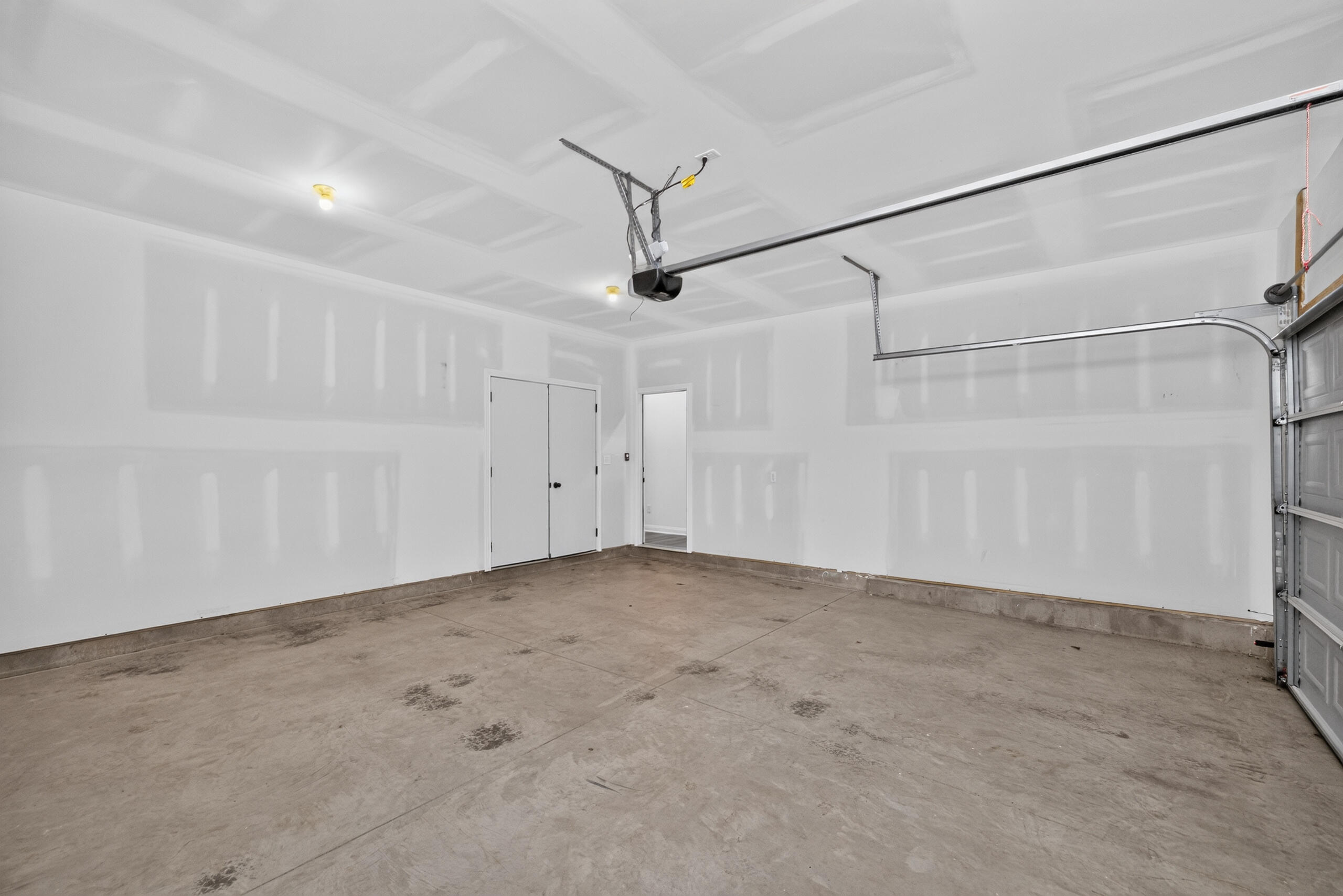 533 Shropshire Avenue Property Photo 22