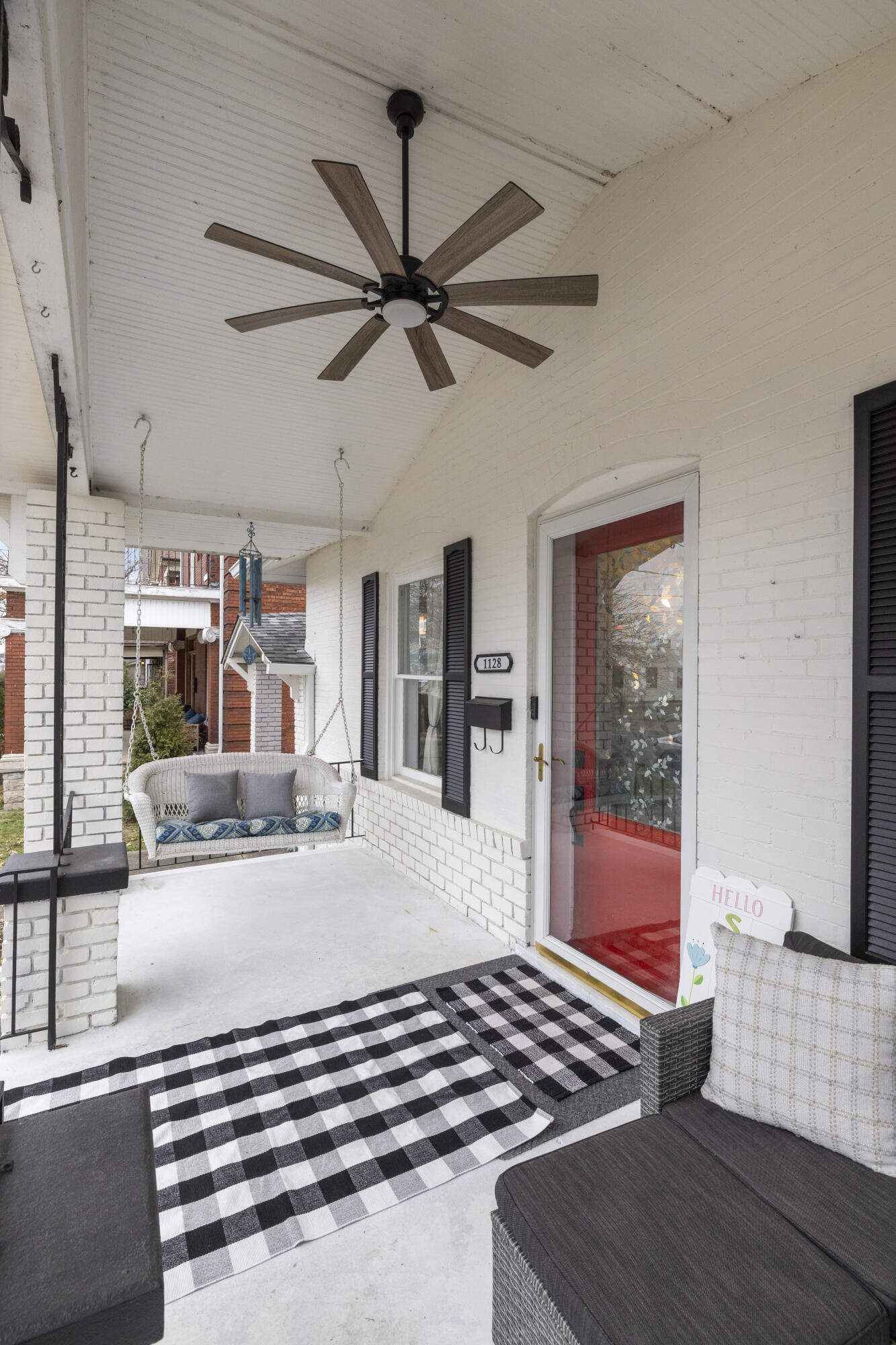 1128 Jefferson Street Property Photo 3