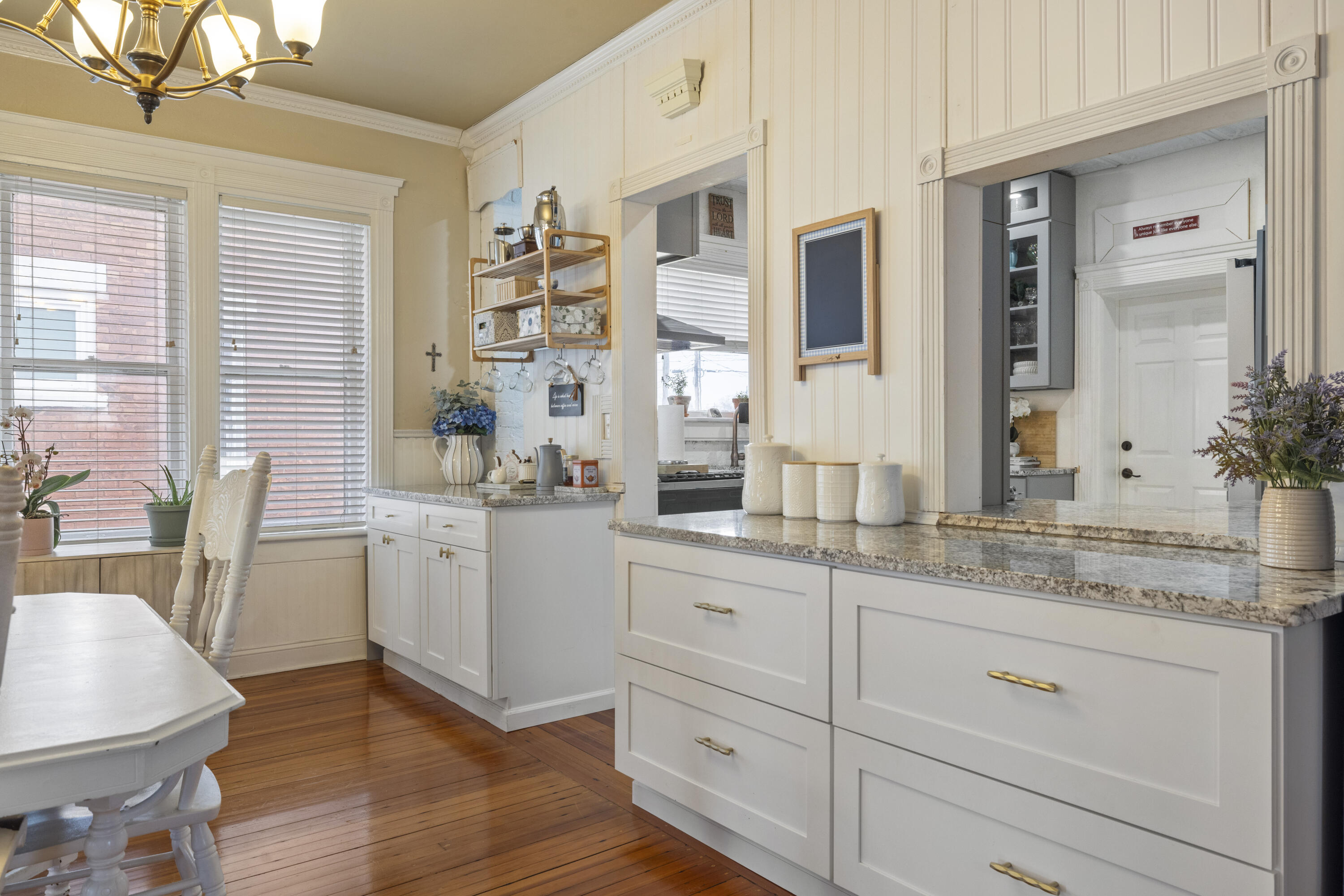 1128 Jefferson Street Property Photo 11