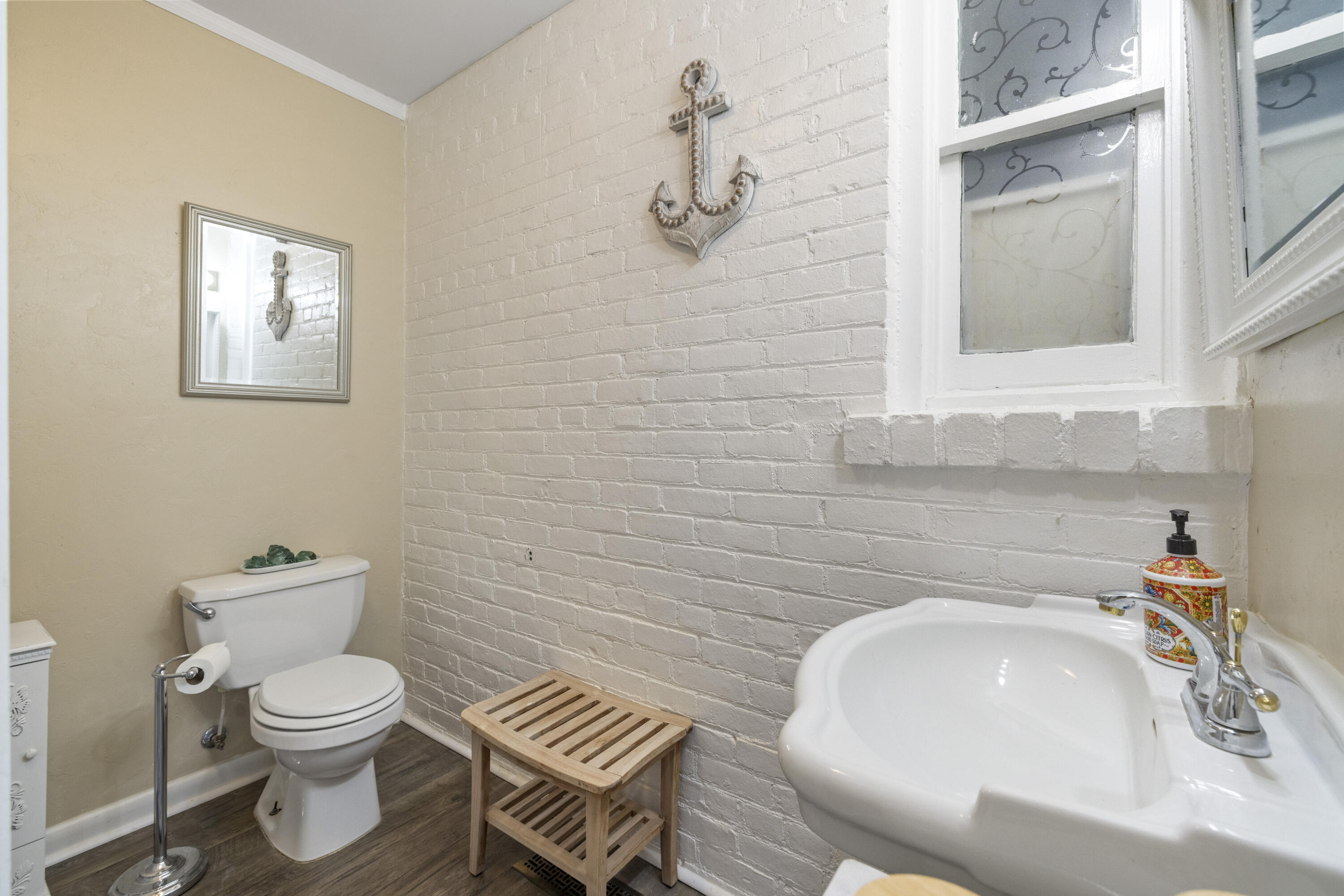 1128 Jefferson Street Property Photo 25