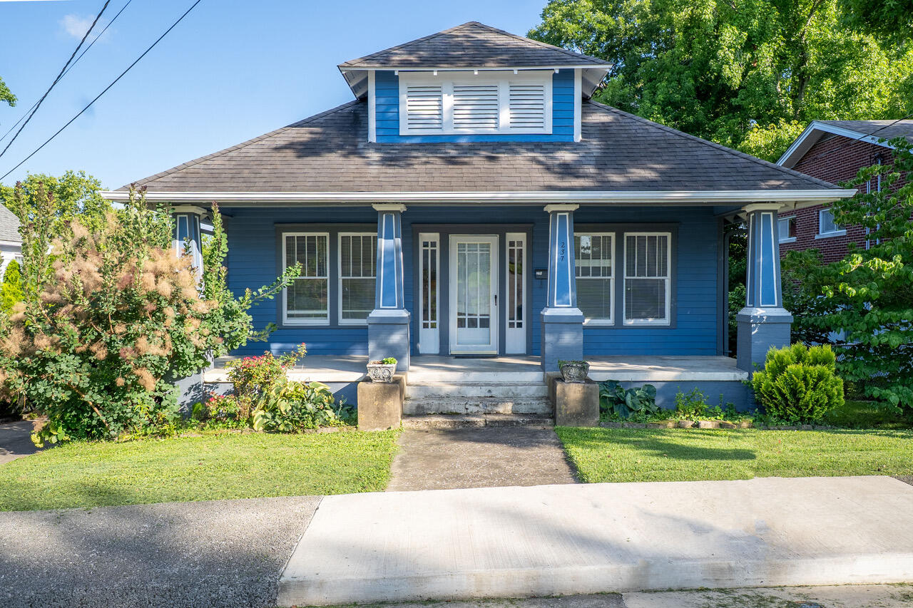 237 Sunset Avenue Property Photo 1