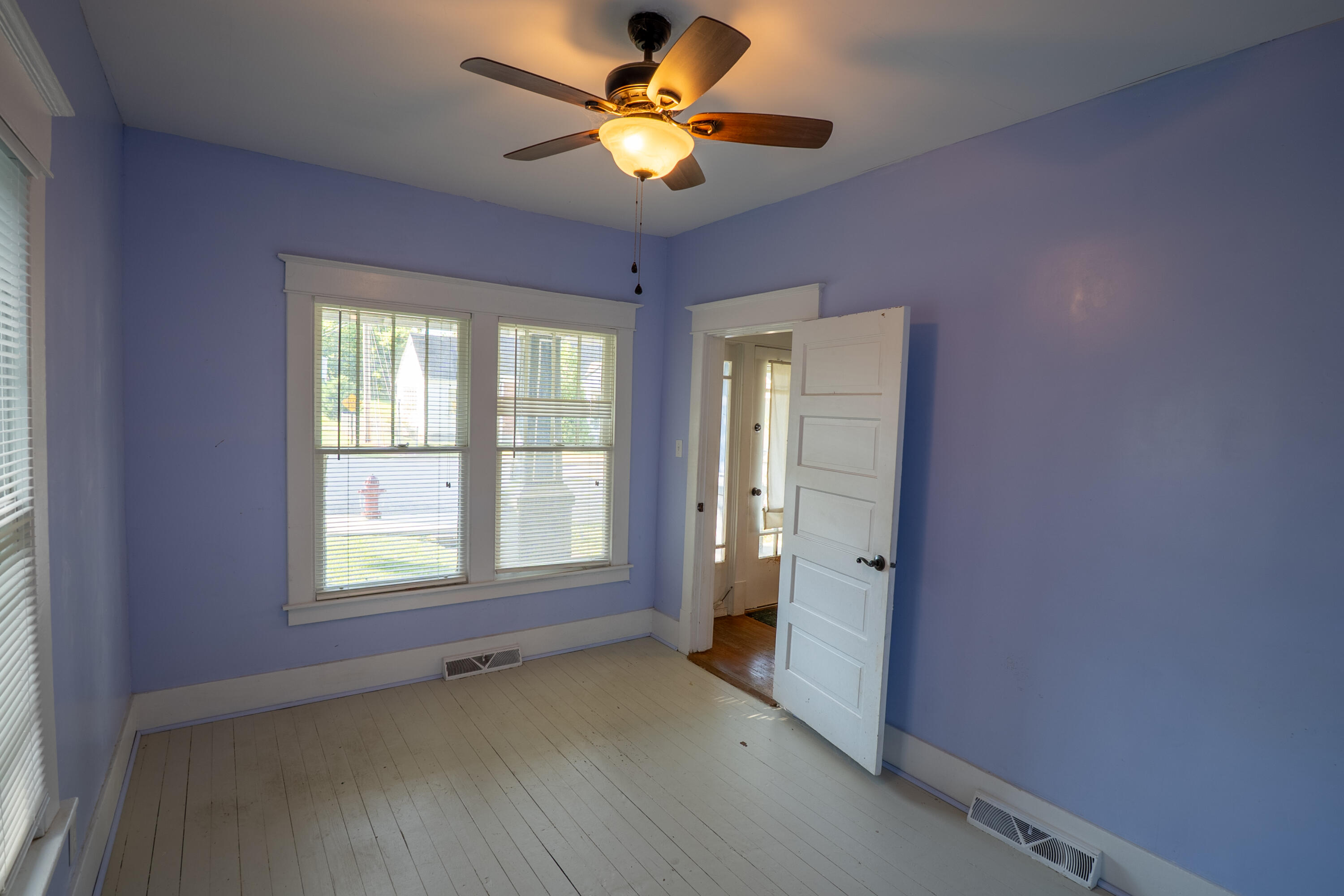 237 Sunset Avenue Property Photo 4