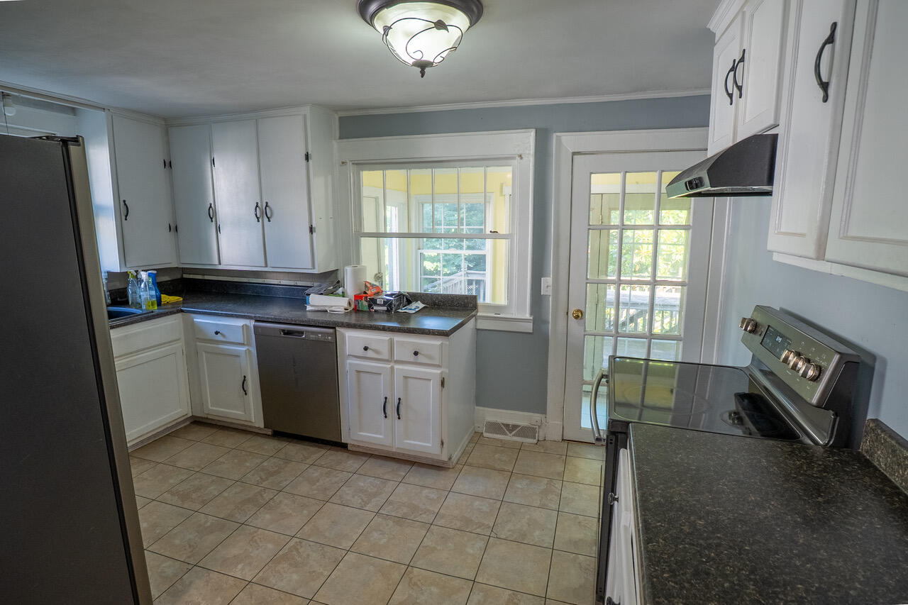 237 Sunset Avenue Property Photo 12
