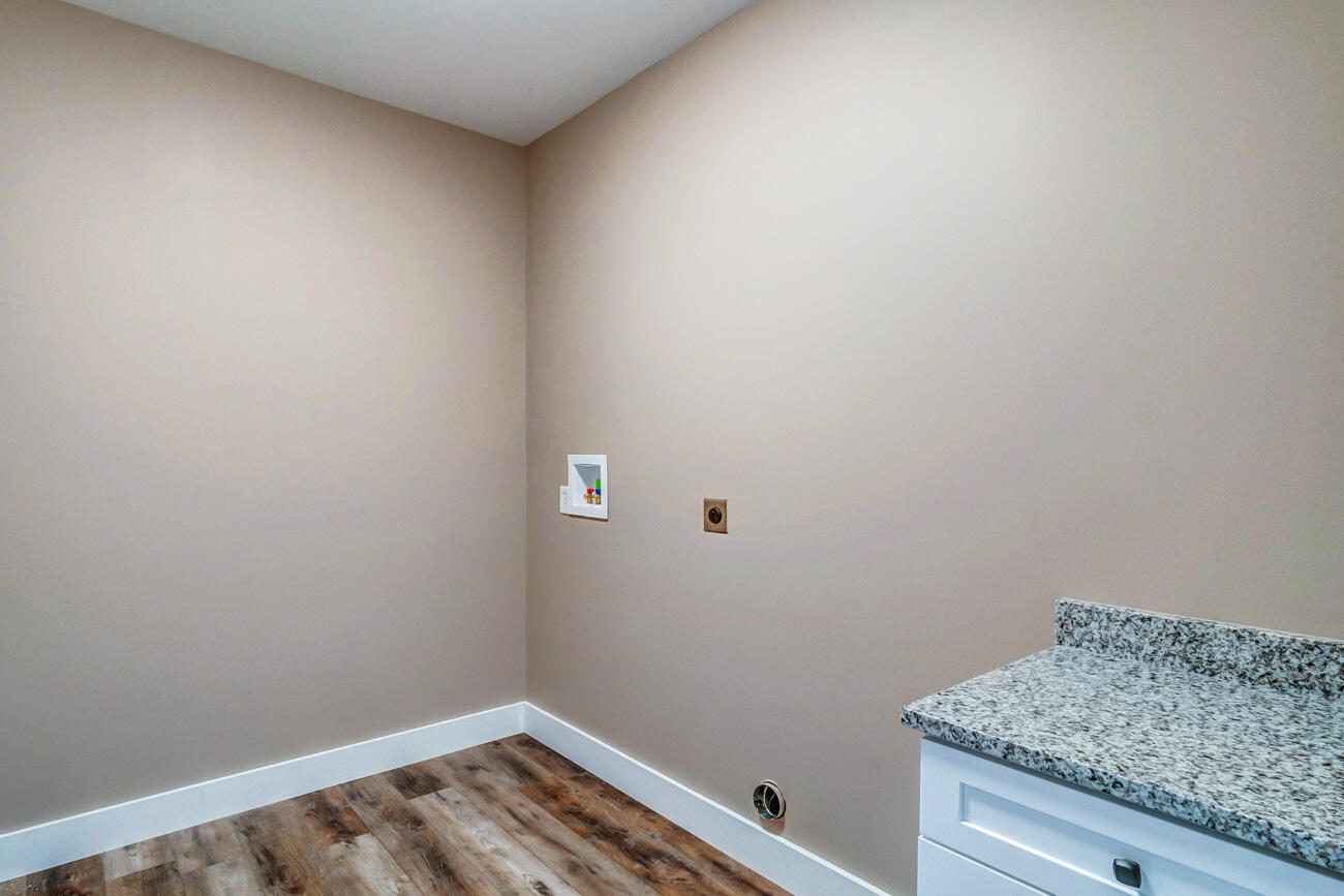 181 Central Park Avenue Property Photo 33