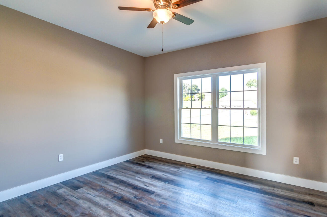 181 Central Park Avenue Property Photo 43