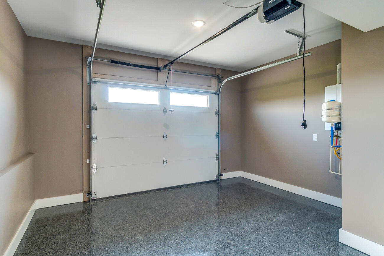 181 Central Park Avenue Property Photo 46