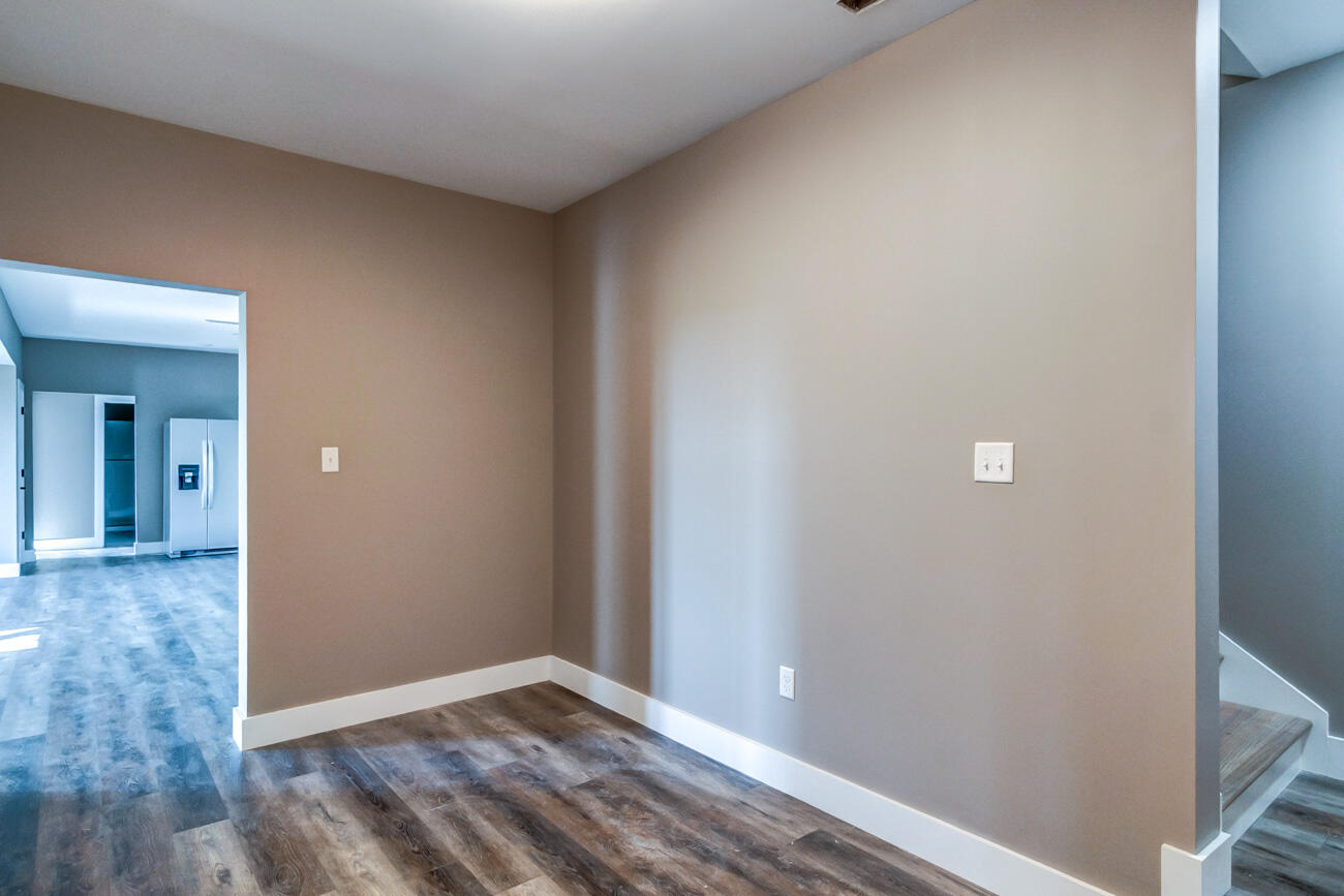 181 Central Park Avenue Property Photo 47