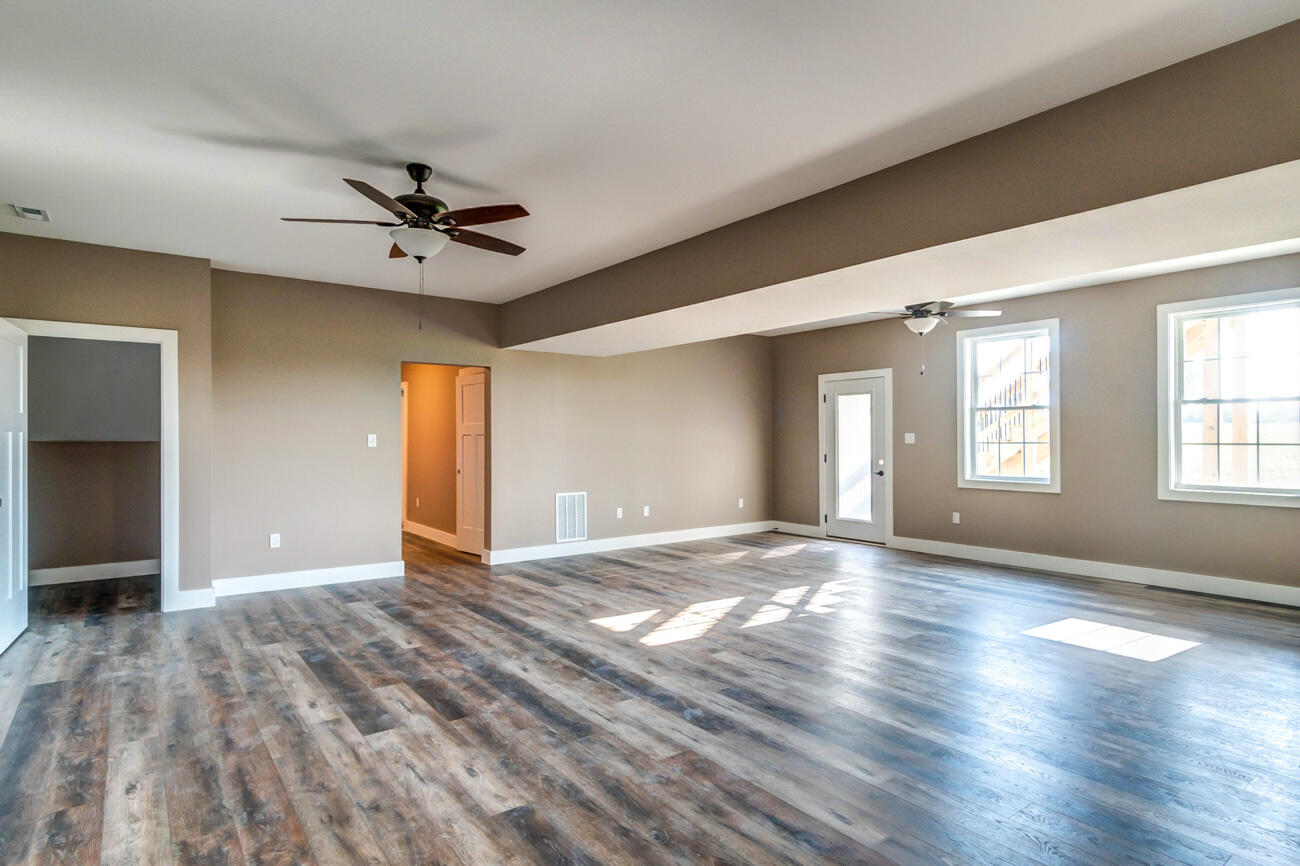 181 Central Park Avenue Property Photo 48