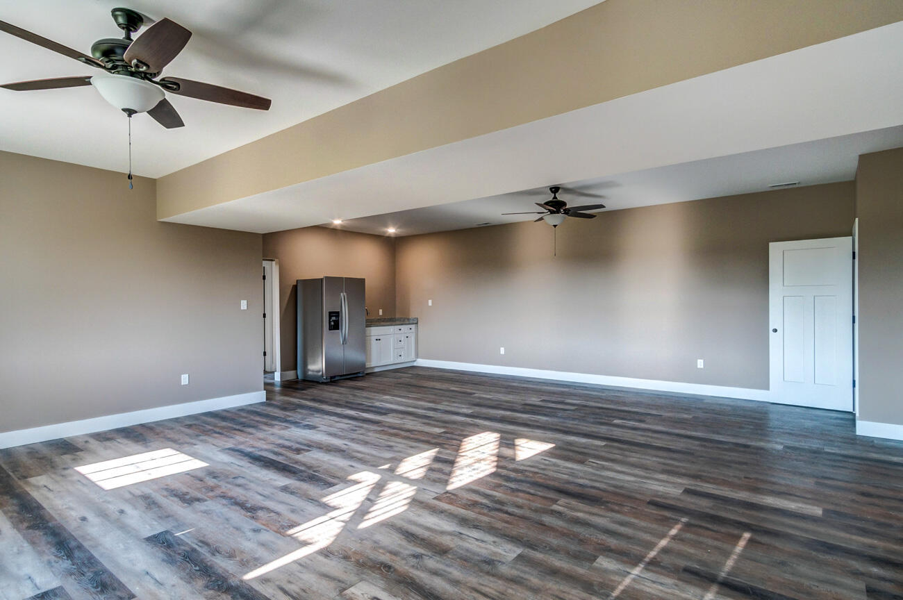 181 Central Park Avenue Property Photo 50