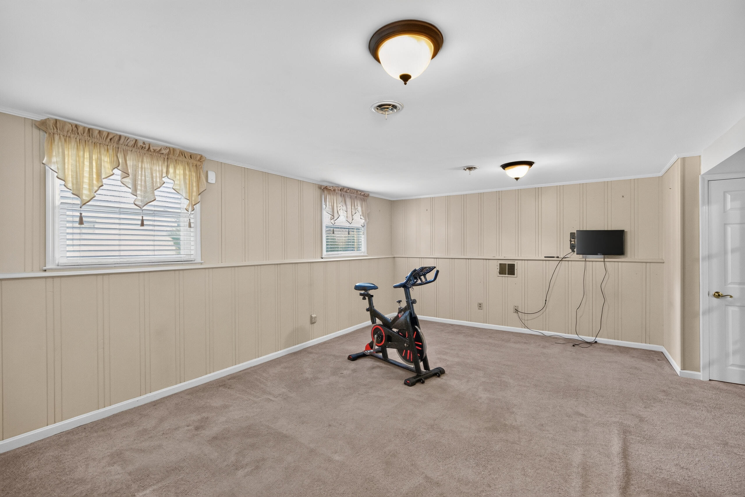1041 Camellia Drive Property Photo 16