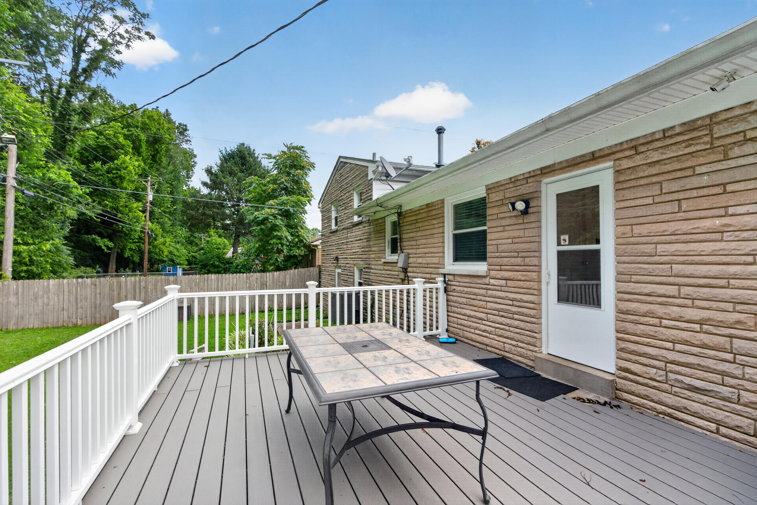 1041 Camellia Drive Property Photo 22