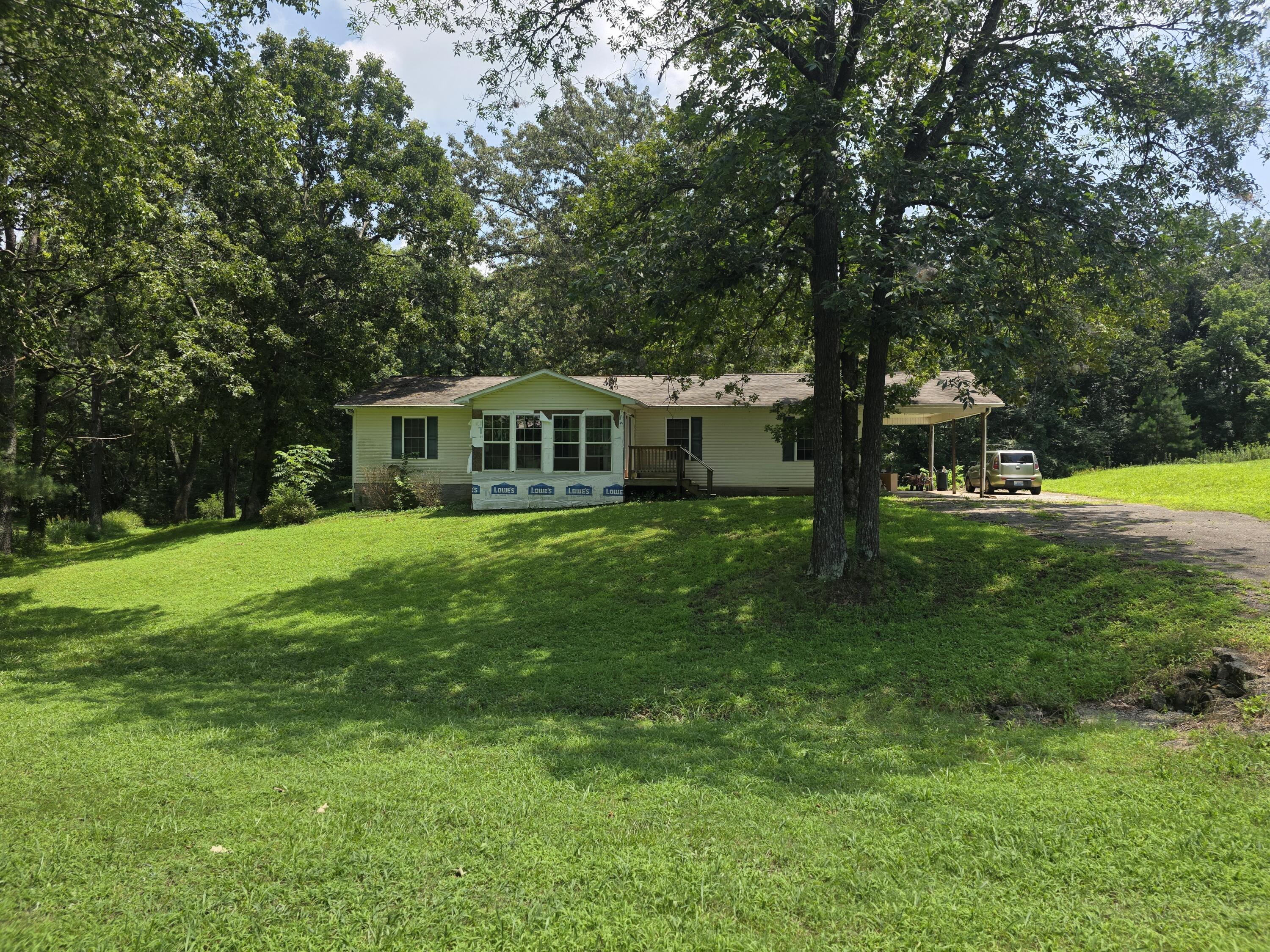 120 Pinecreek Lane Property Photo 2