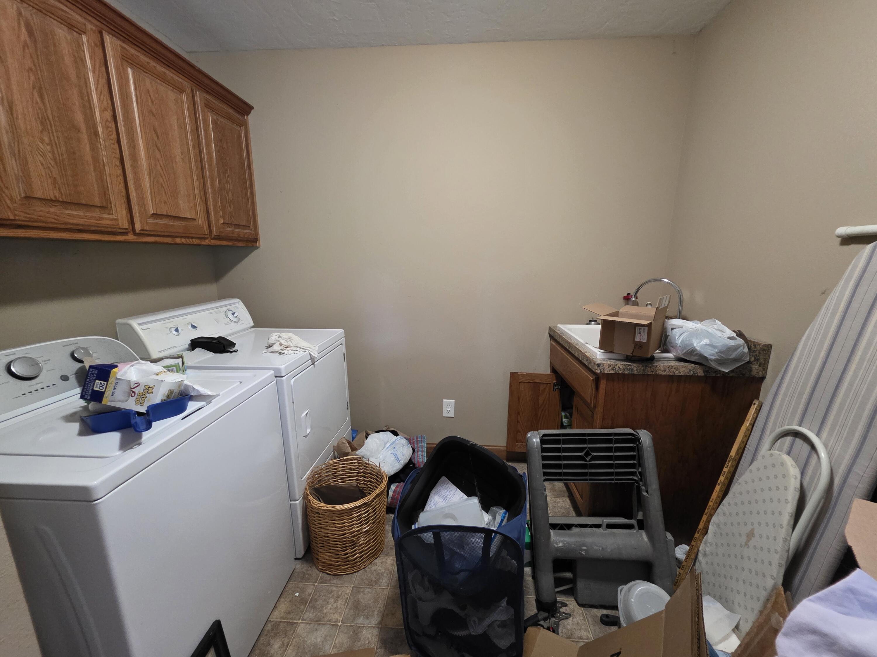 120 Pinecreek Lane Property Photo 23