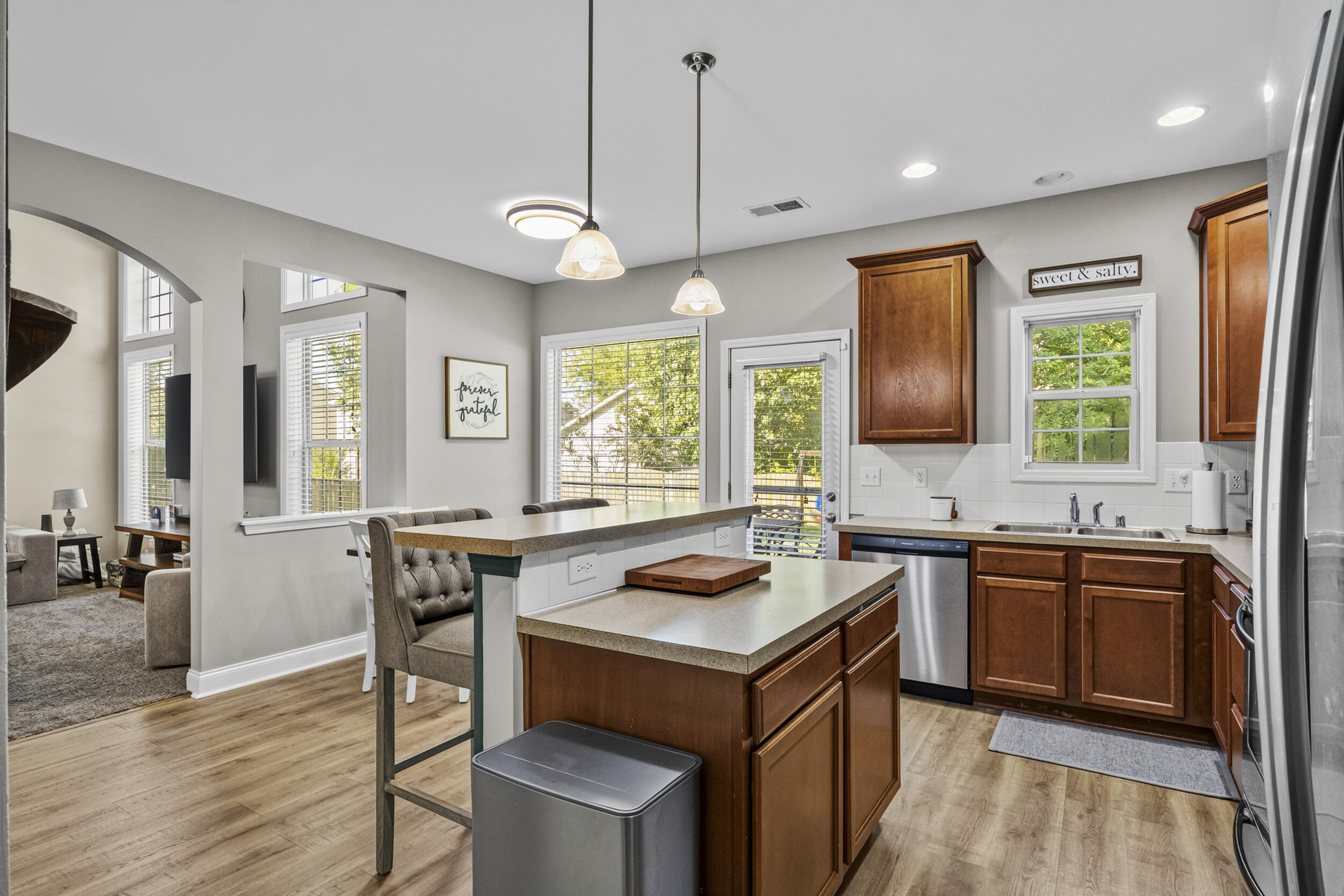189 Whitman Way Property Photo 17